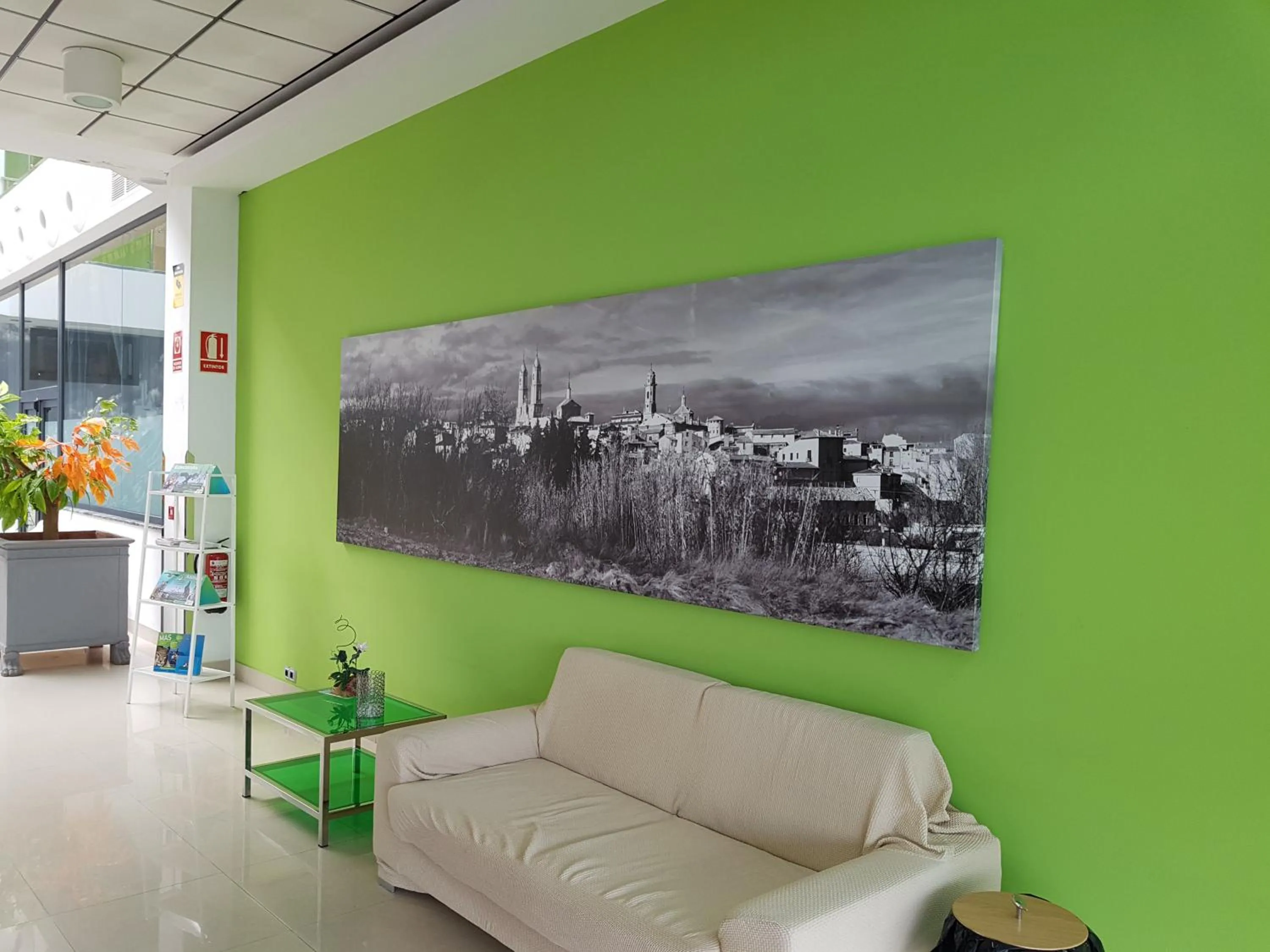 Lobby or reception, Lounge/Bar in Hotel Ciudad de Corella