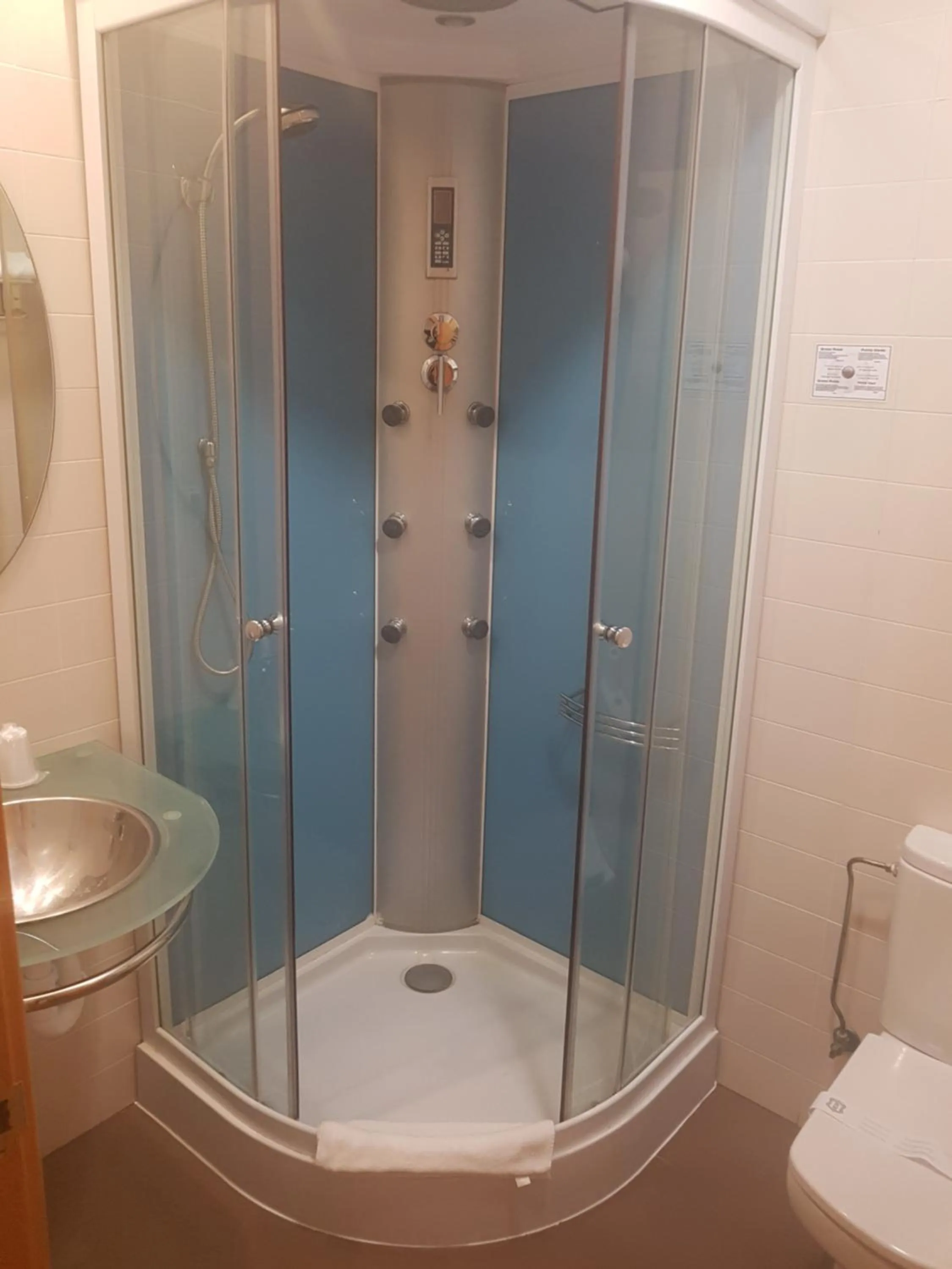 Bathroom in Hotel Ciudad de Corella