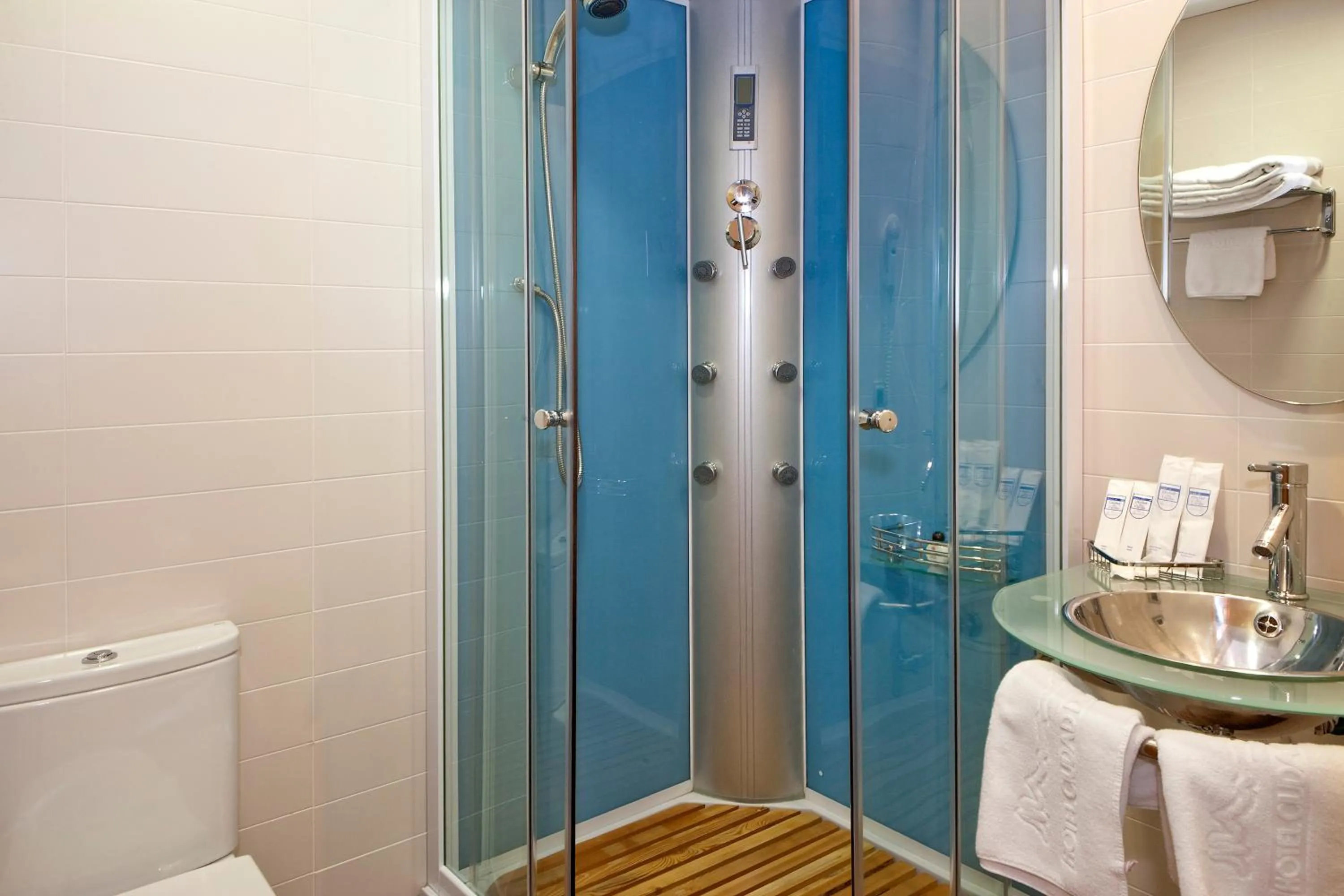 Bathroom in Hotel Ciudad de Corella