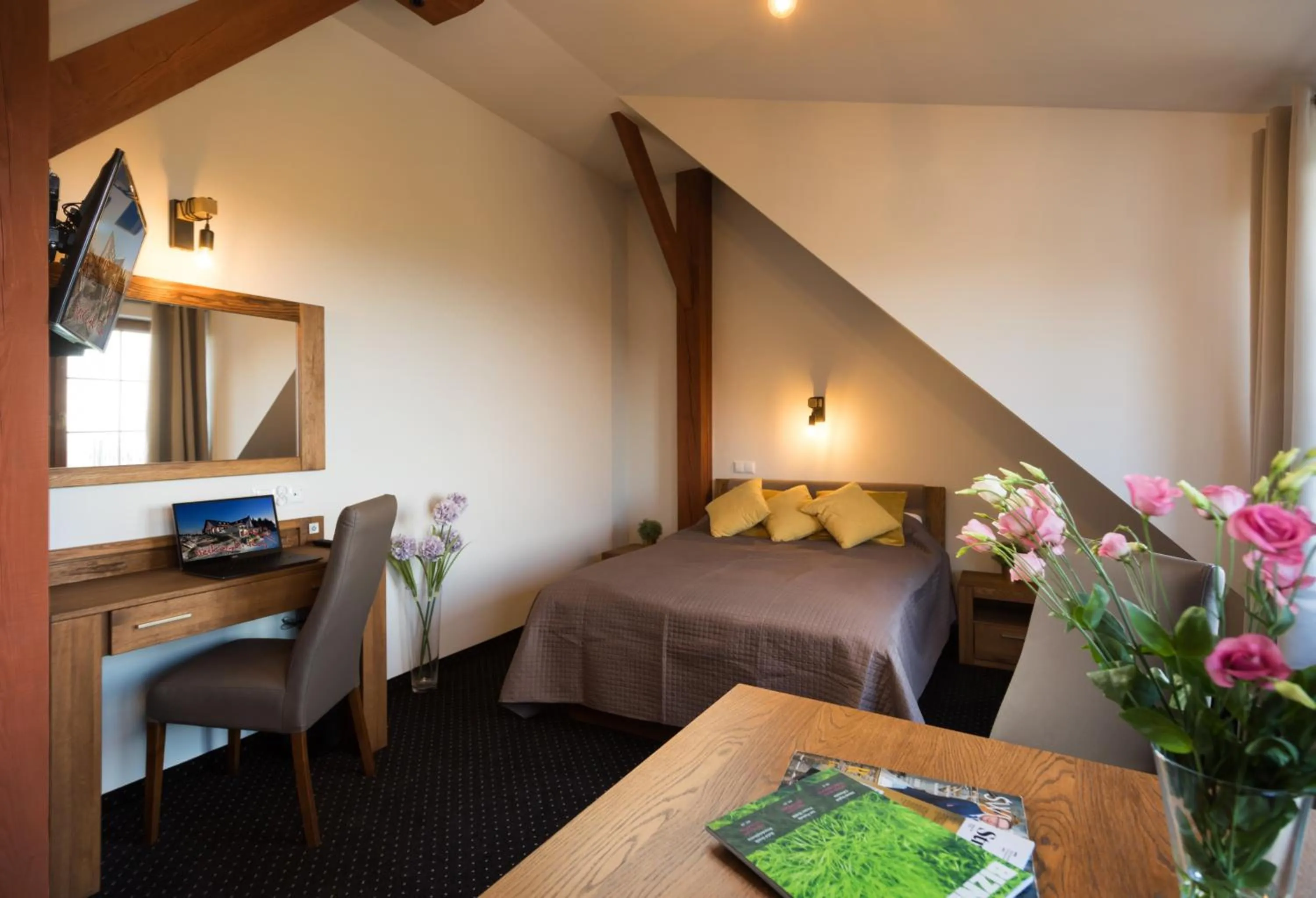 Bed in Hotel Beskidzki Raj Medical SPA