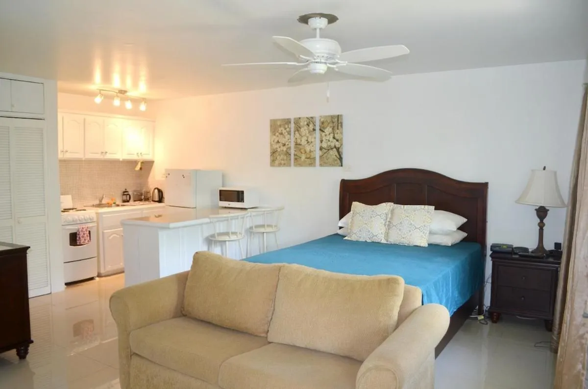 Bed in One Love Cozy Studio Seawind On The Bay