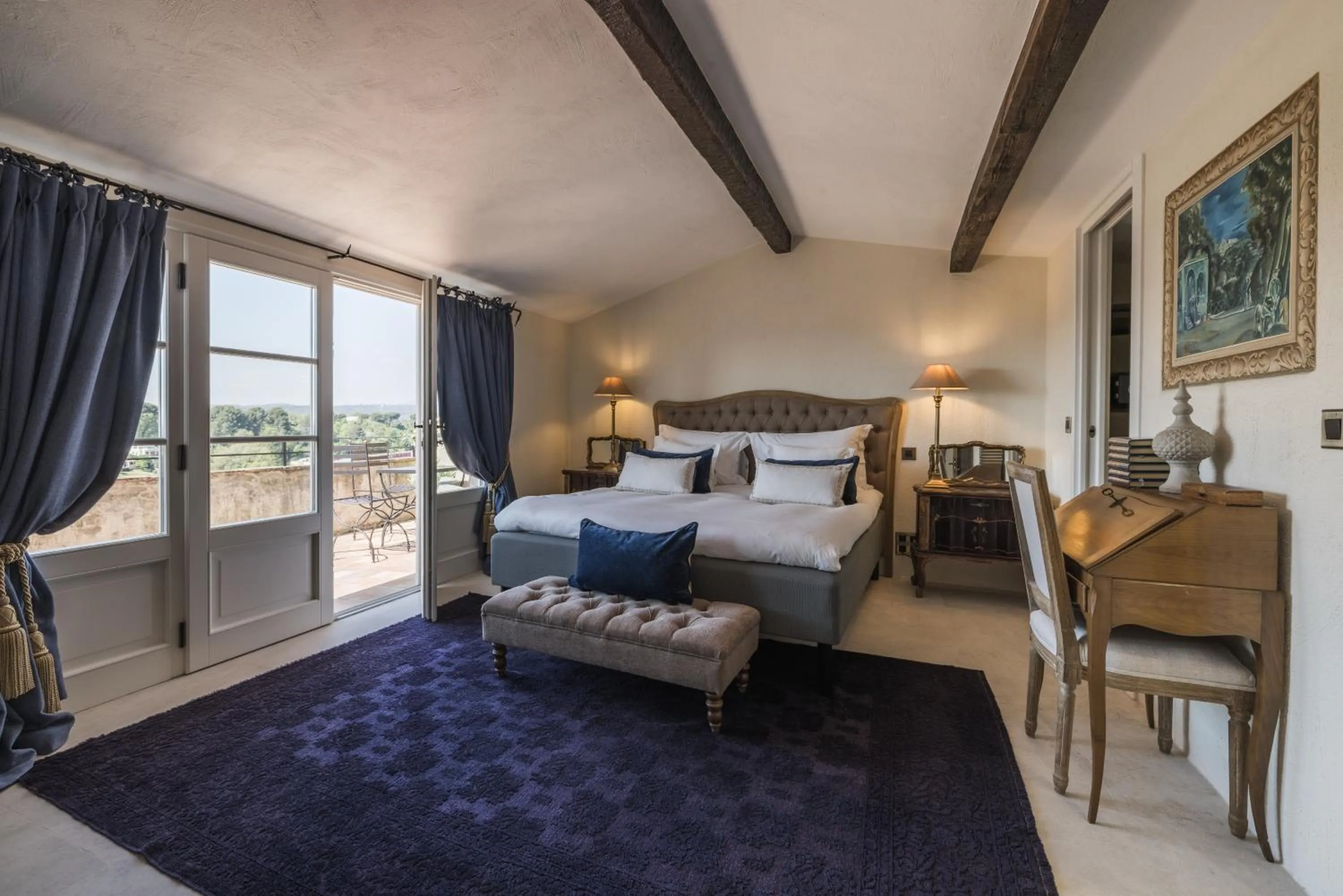 Property building, Bed in Château Le Cagnard