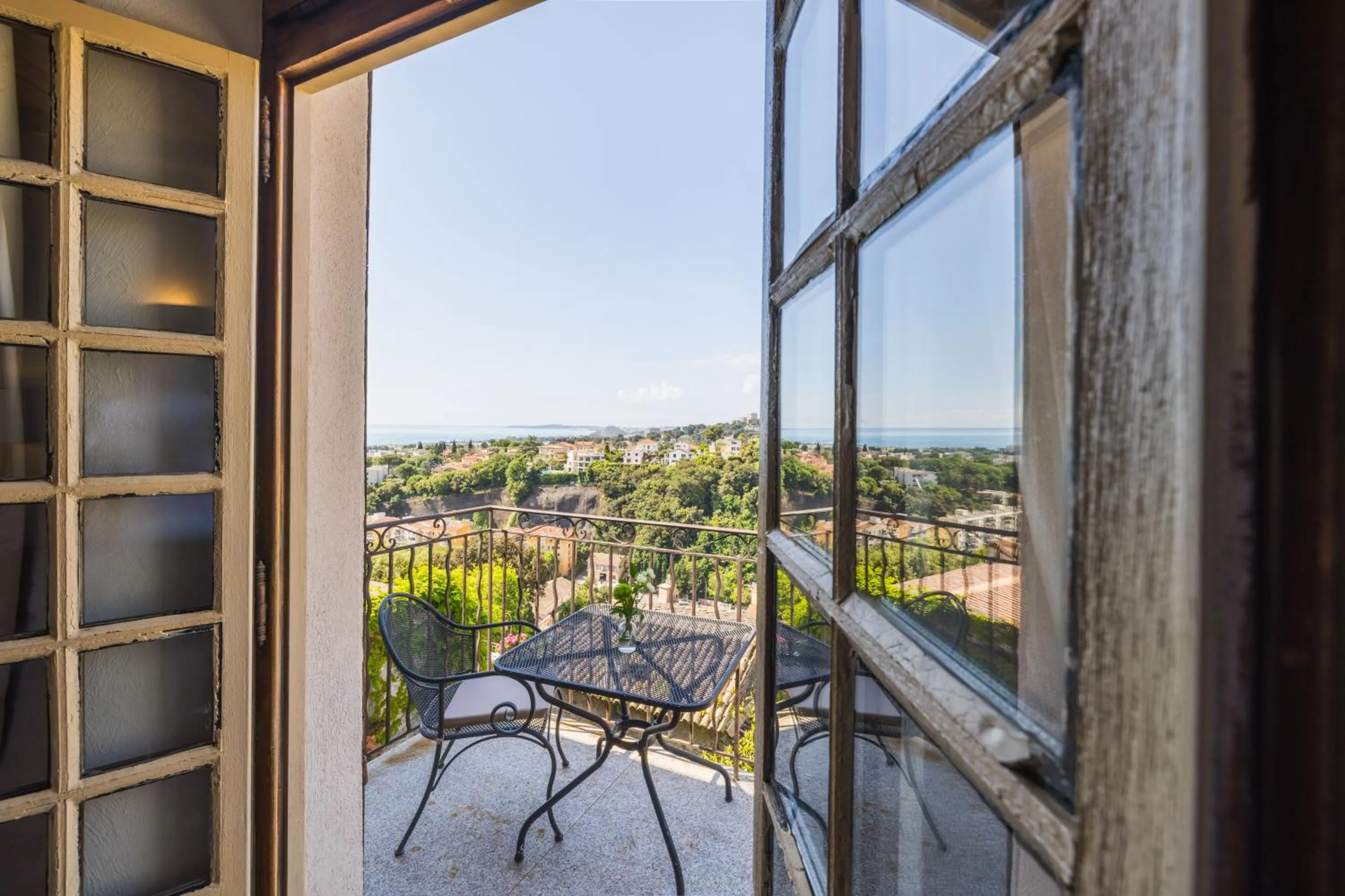 Balcony/Terrace in Château Le Cagnard