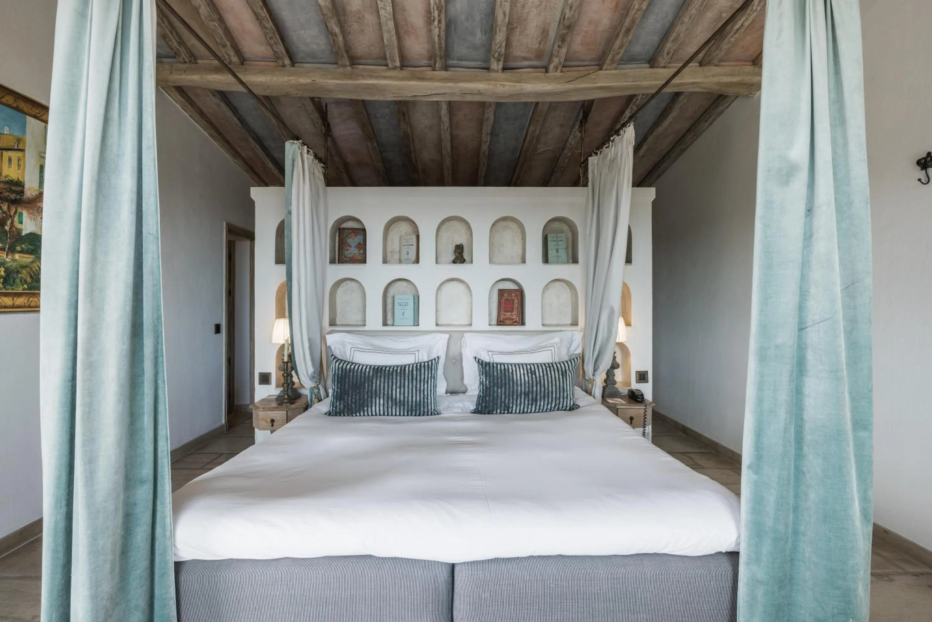 Property building, Bed in Château Le Cagnard