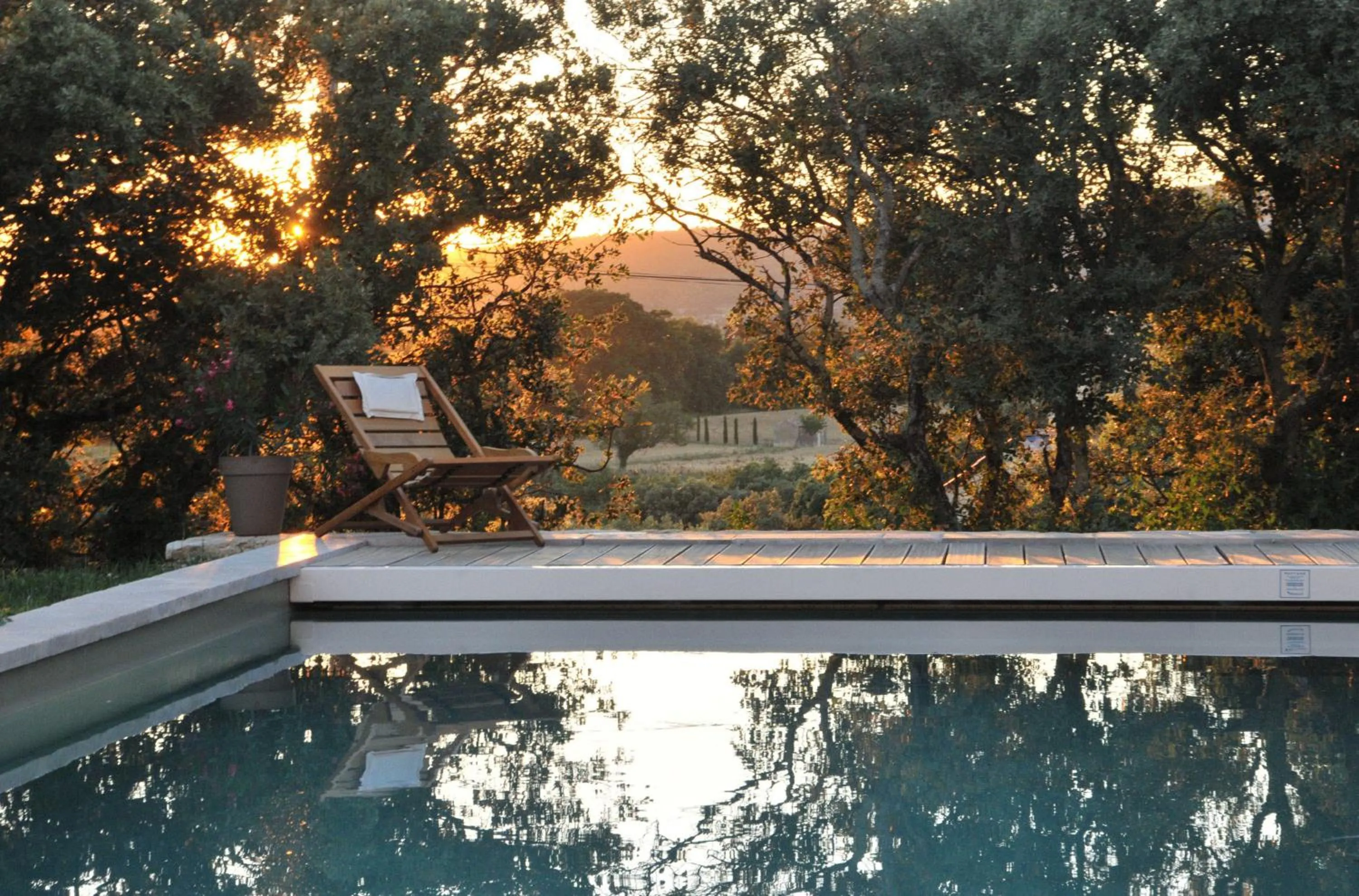Swimming pool in Les Terrasses - Gordes