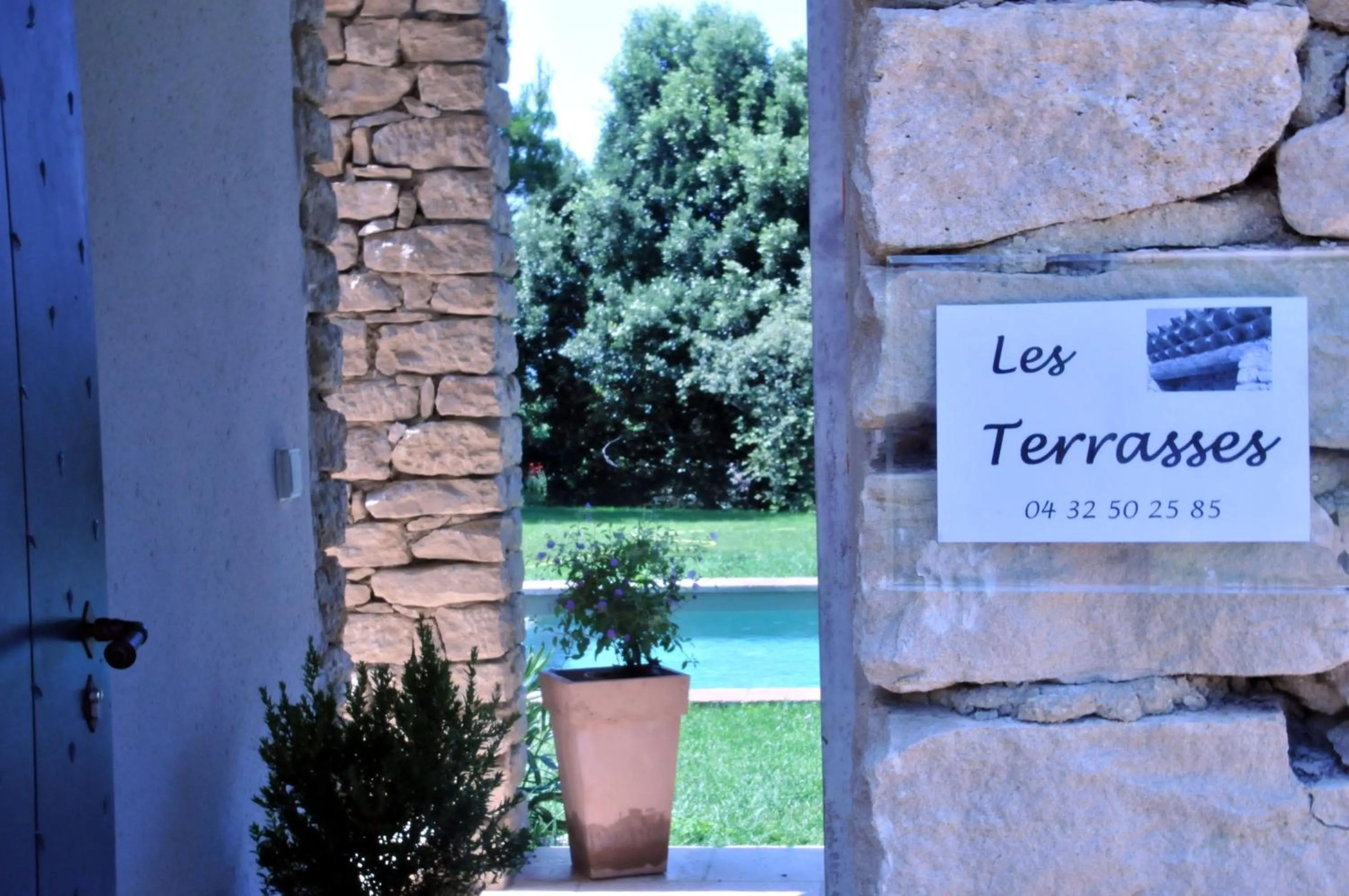 Facade/entrance in Les Terrasses - Gordes