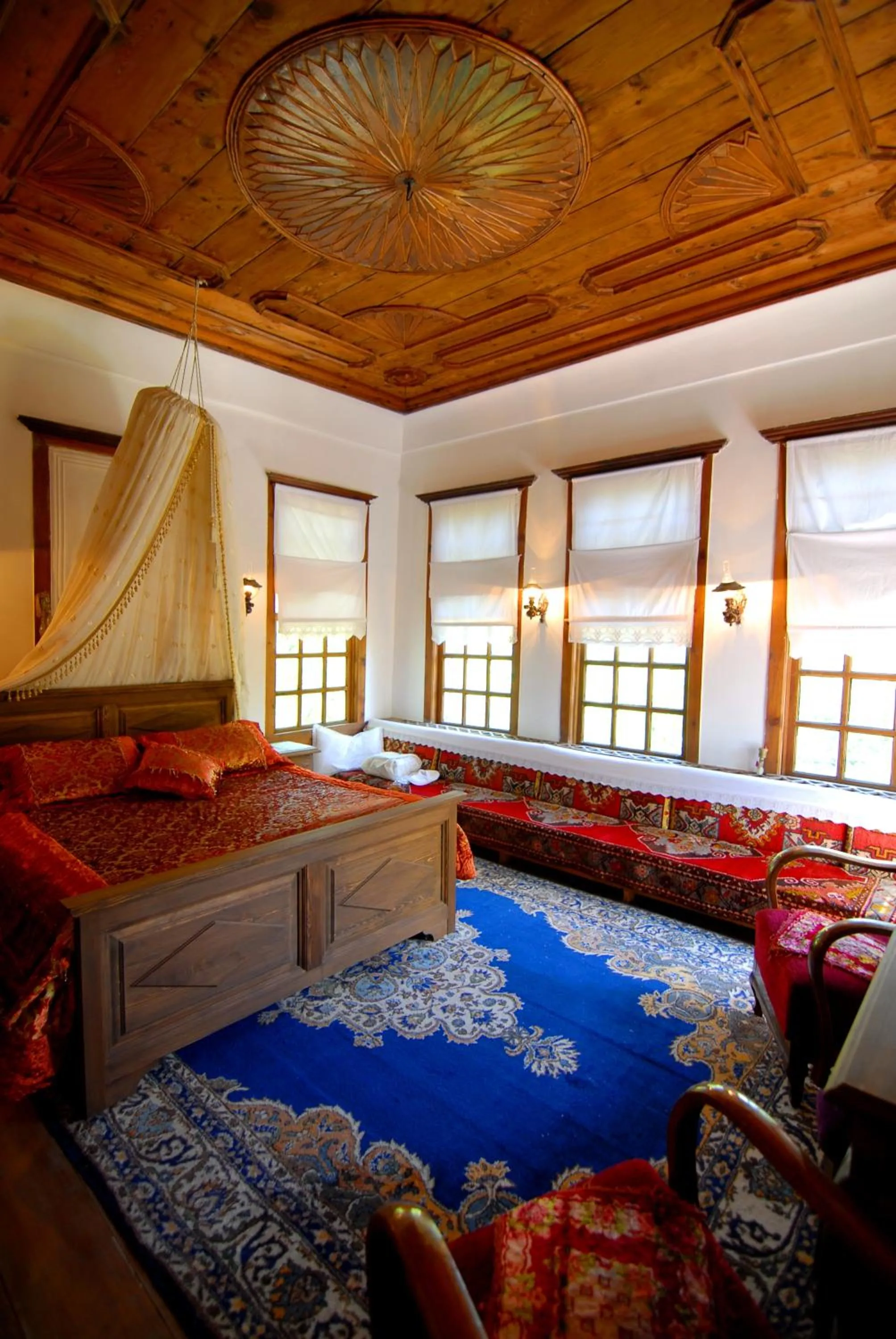 Seating area in Mehves Hanim Konagi