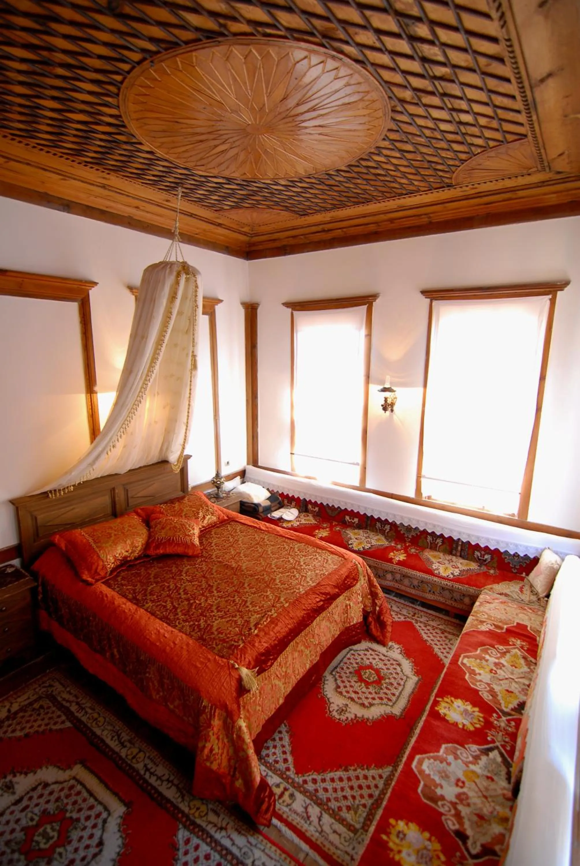 Bed in Mehves Hanim Konagi