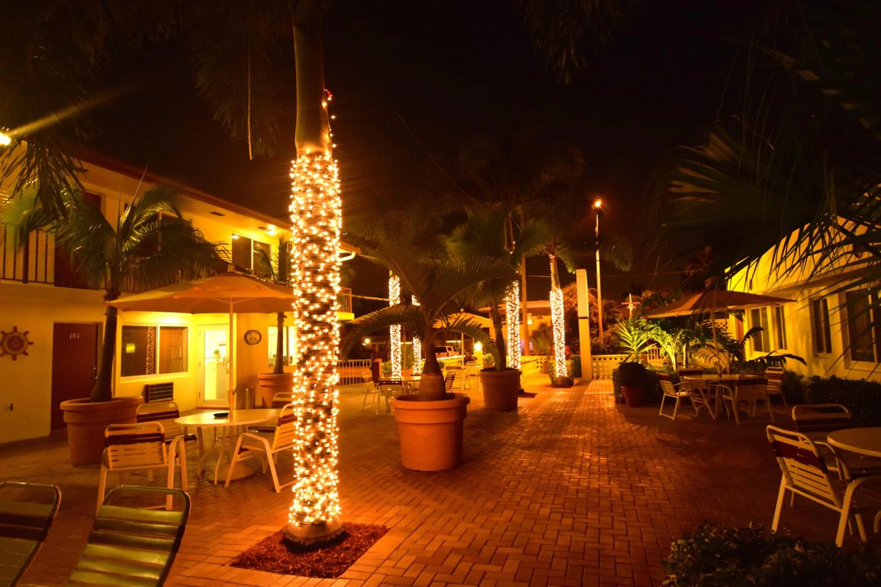 Facade/entrance in Surf Side Resort