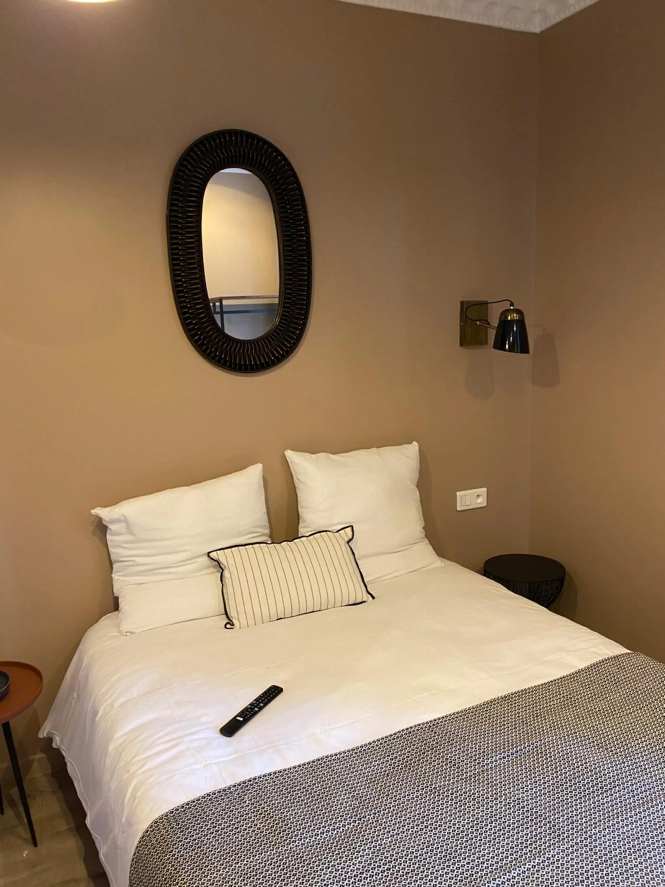 Bed in Le Grand Albert 1er