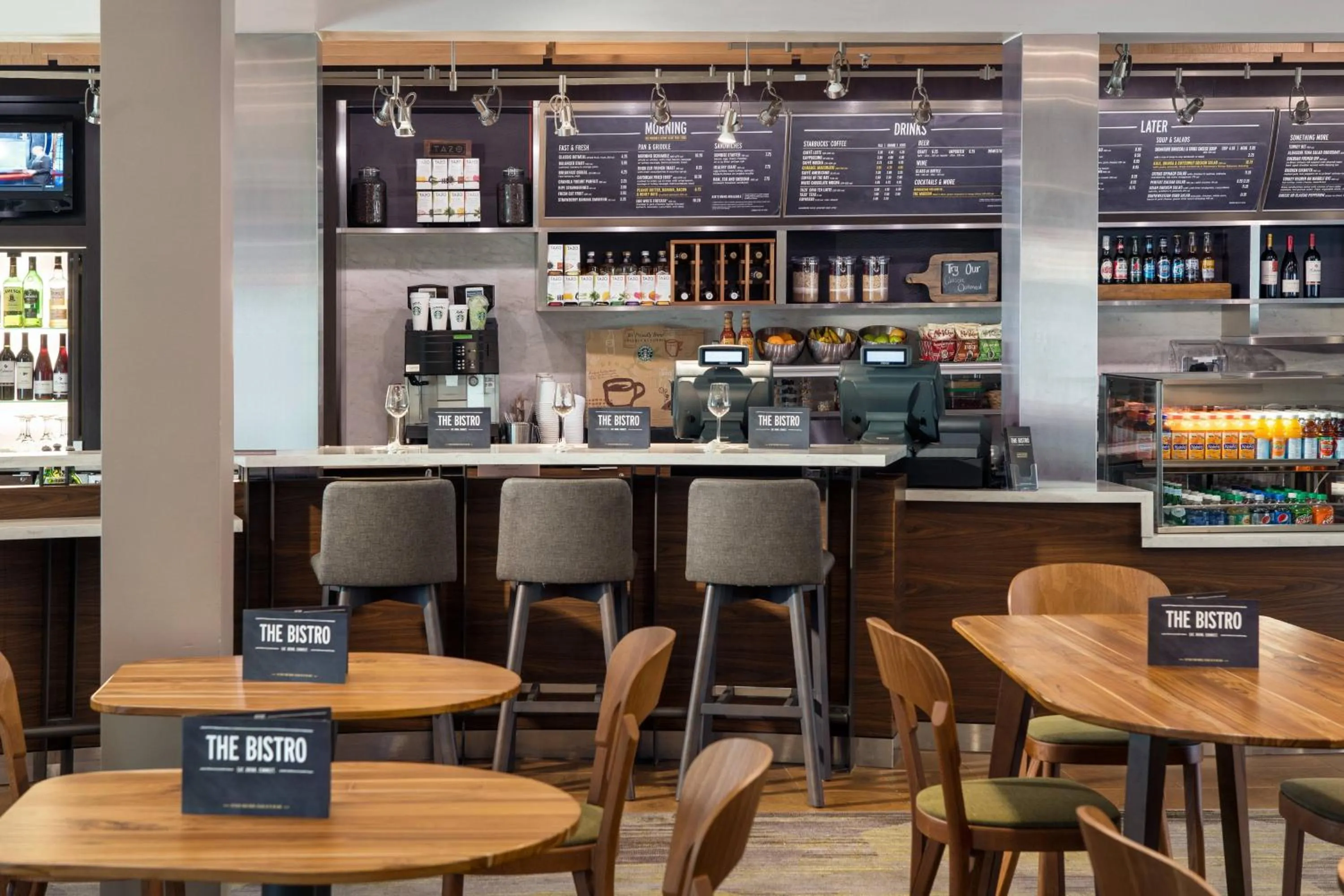 Restaurant/places to eat in Courtyard by Marriott San Diego Sorrento Valley