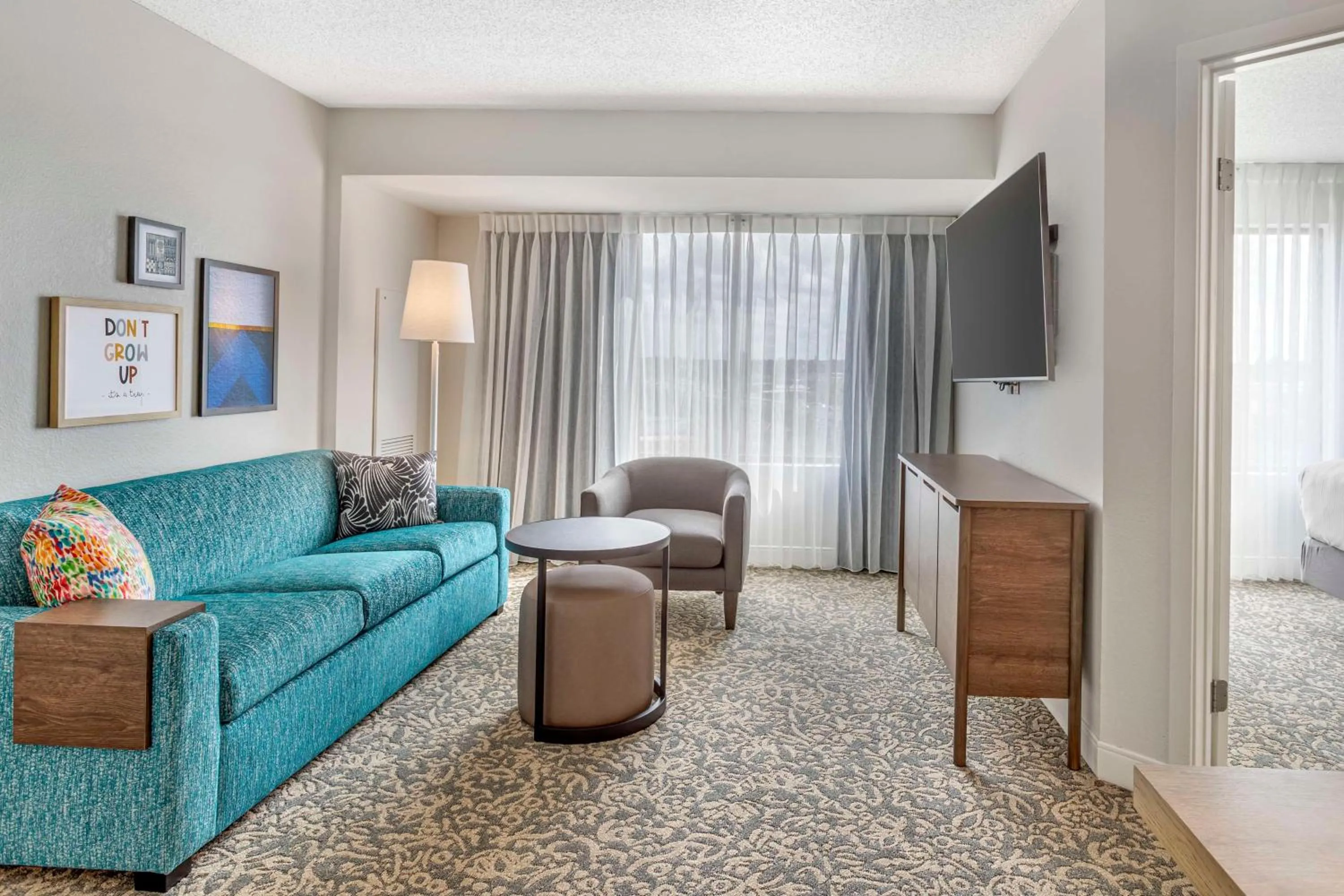 Bedroom in Sonesta ES Suites San Antonio Downtown Alamo Plaza - Newly Renovated