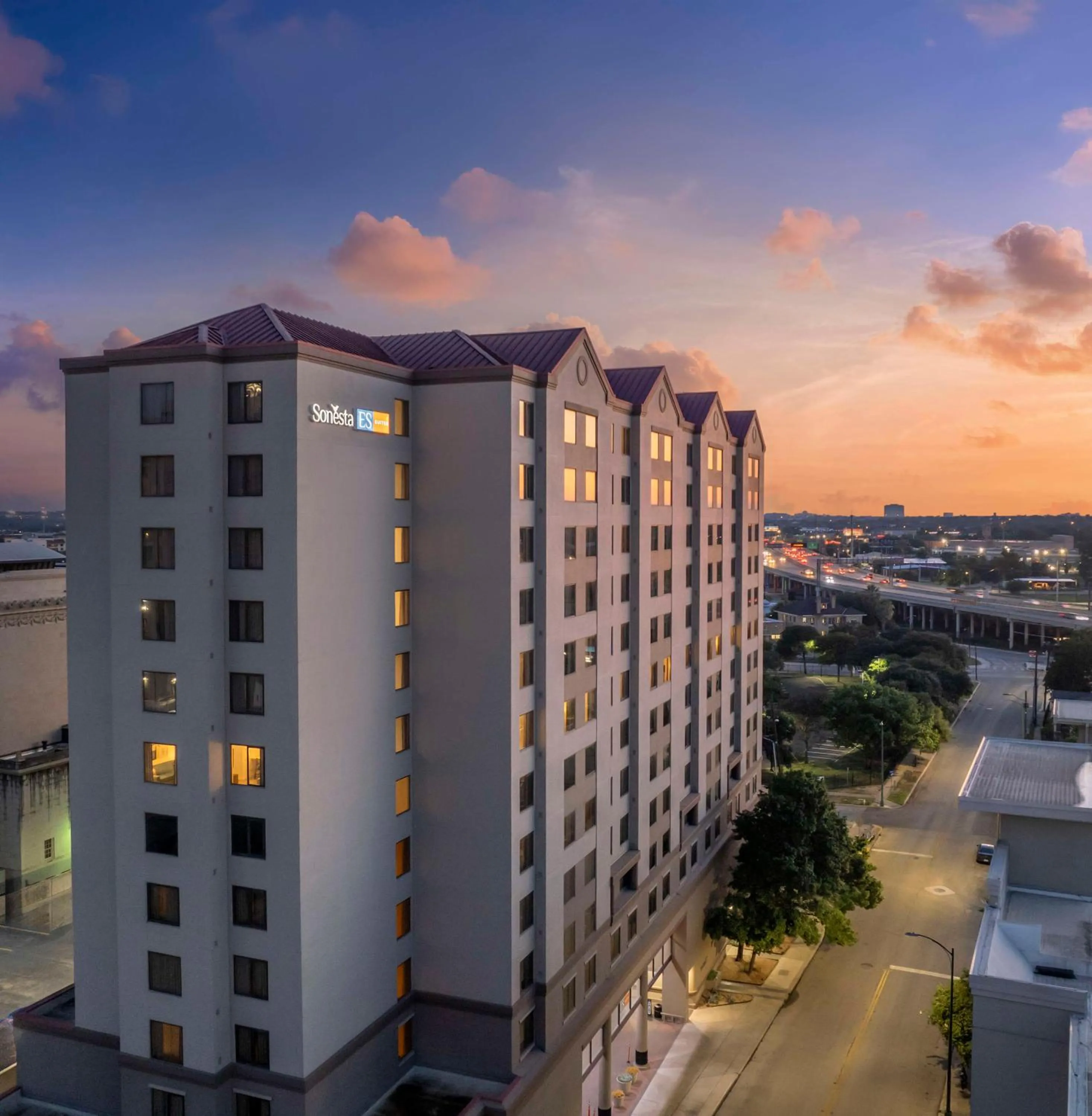 Property building in Sonesta ES Suites San Antonio Downtown Alamo Plaza - Newly Renovated