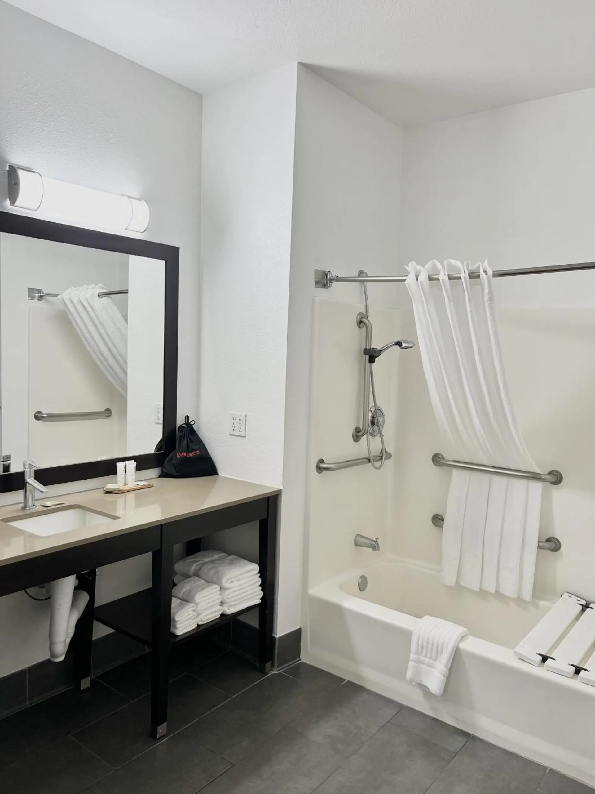 Shower in Country Inn & Suites by Radisson, Tucson Airport, AZ