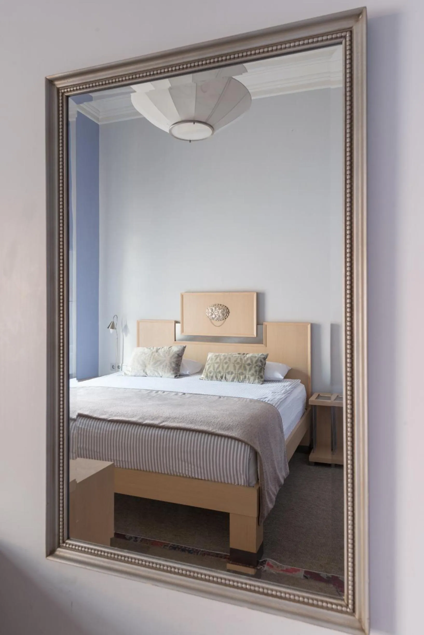 Bed in Delight Deluxe Hotel