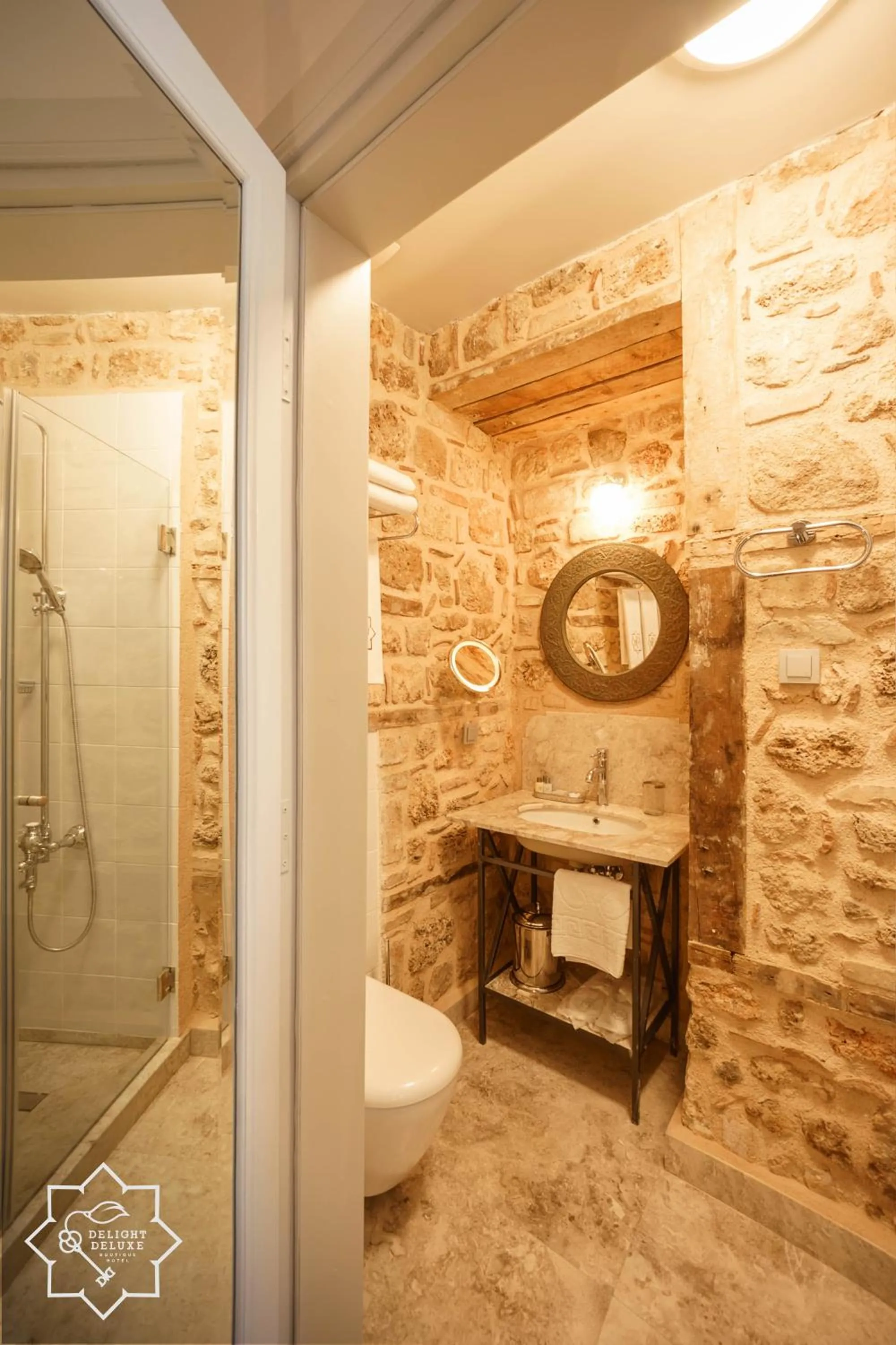 Bathroom in Delight Deluxe Hotel