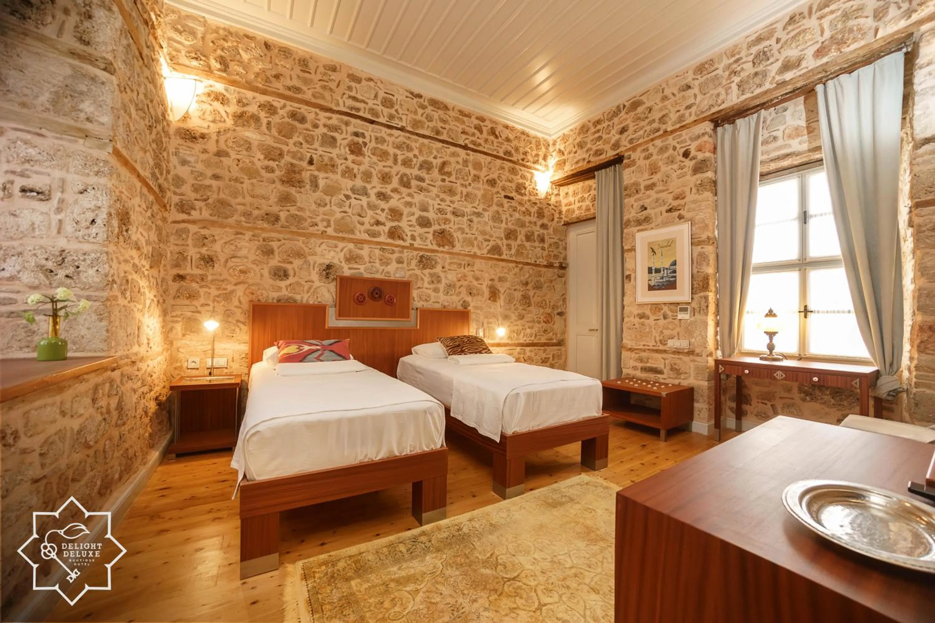 Bed in Delight Deluxe Hotel