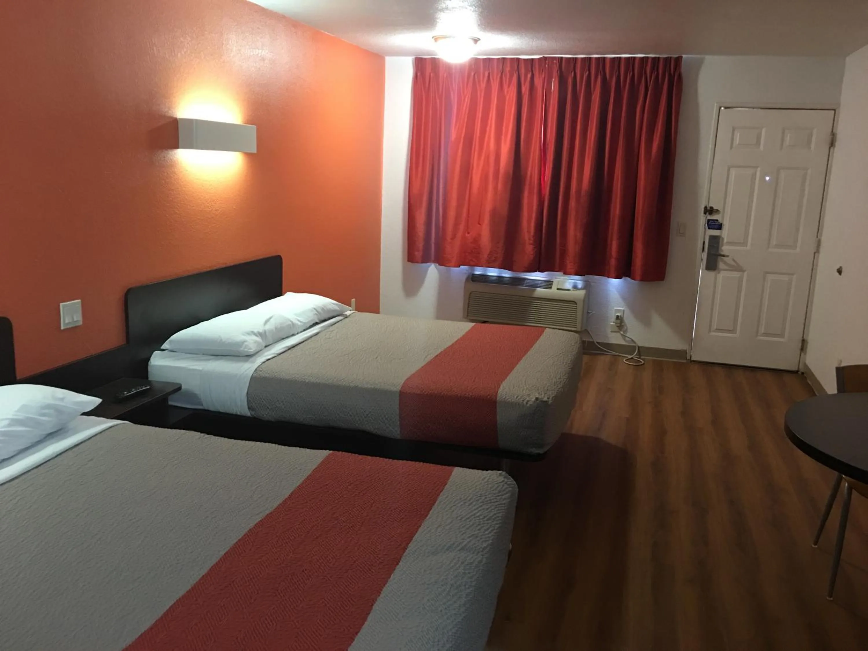 Bed in Motel 6-Apache Junction, AZ