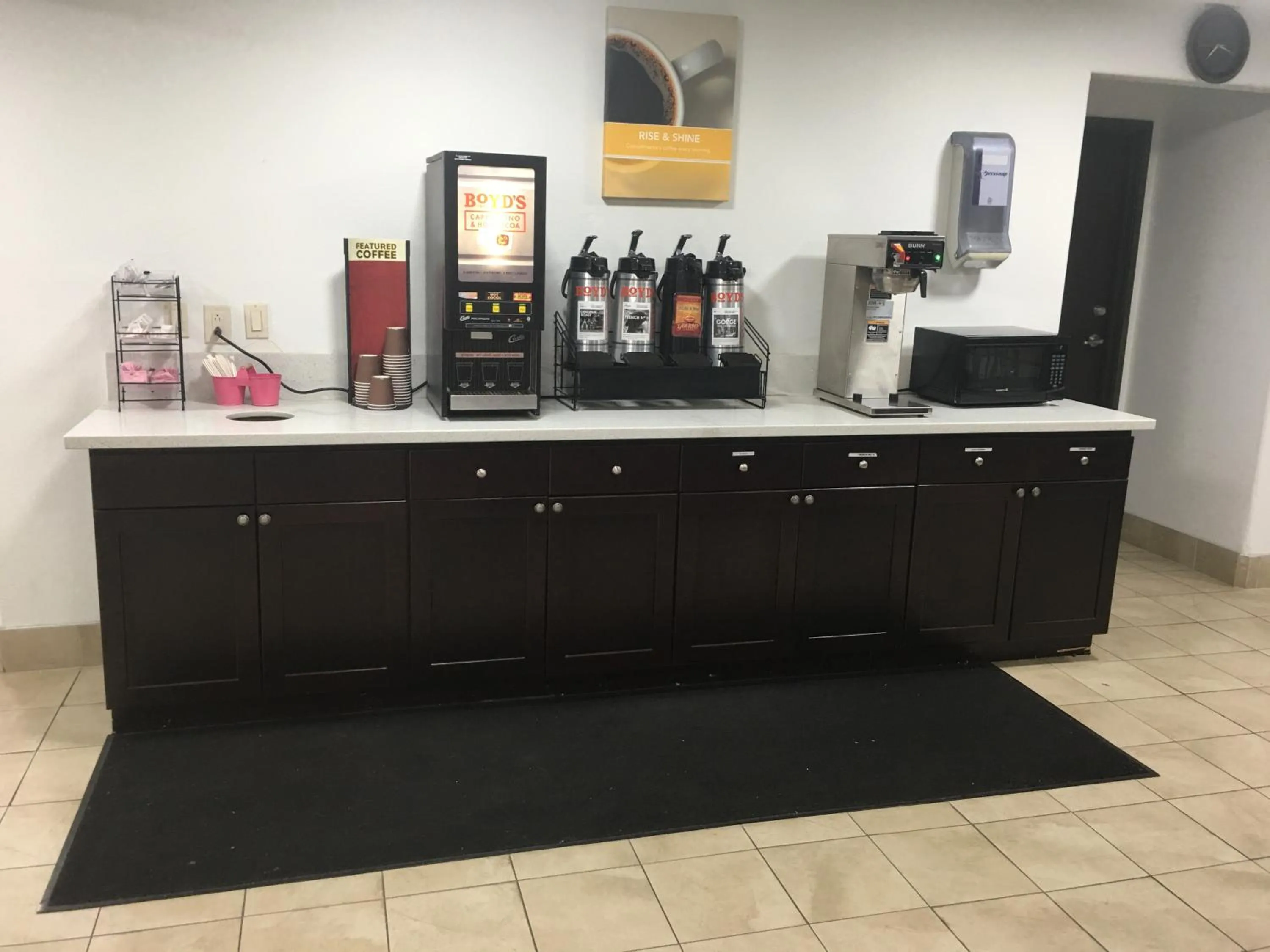 Coffee/tea facilities in Motel 6-Apache Junction, AZ