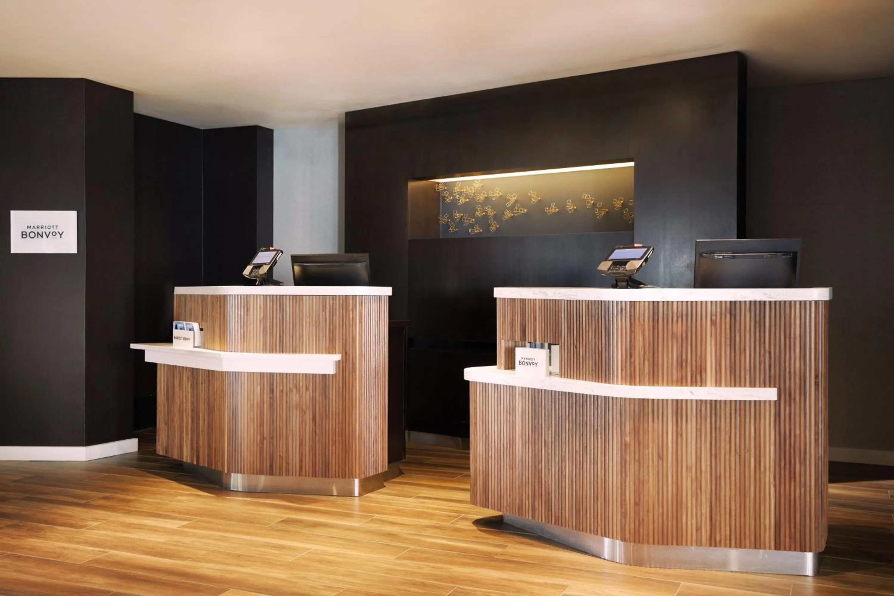 Lobby or reception in Courtyard by Marriott St. Louis Downtown West