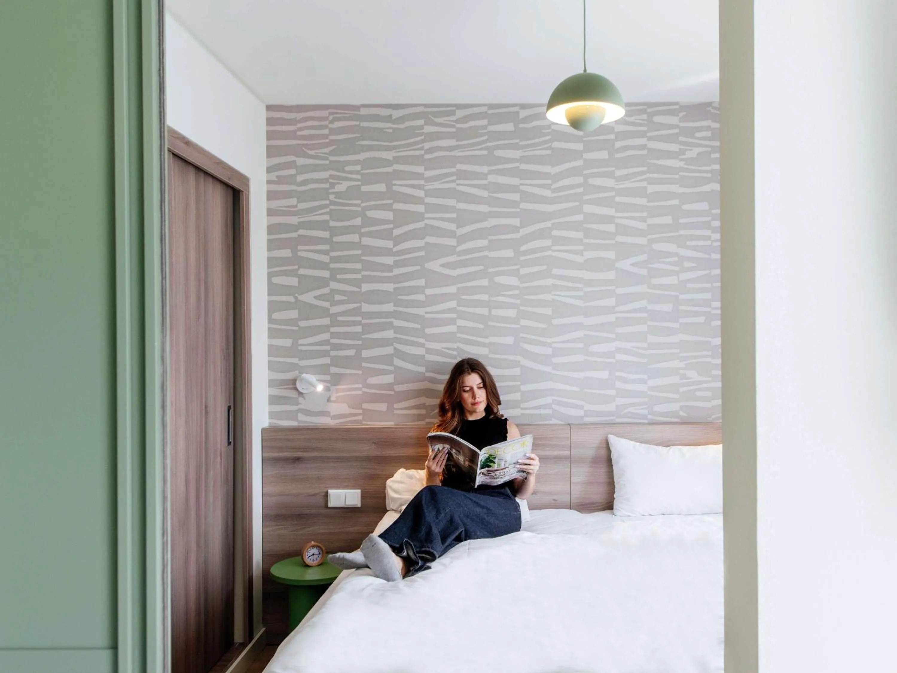 Bedroom, Bed in Aparthotel Adagio Muenchen City