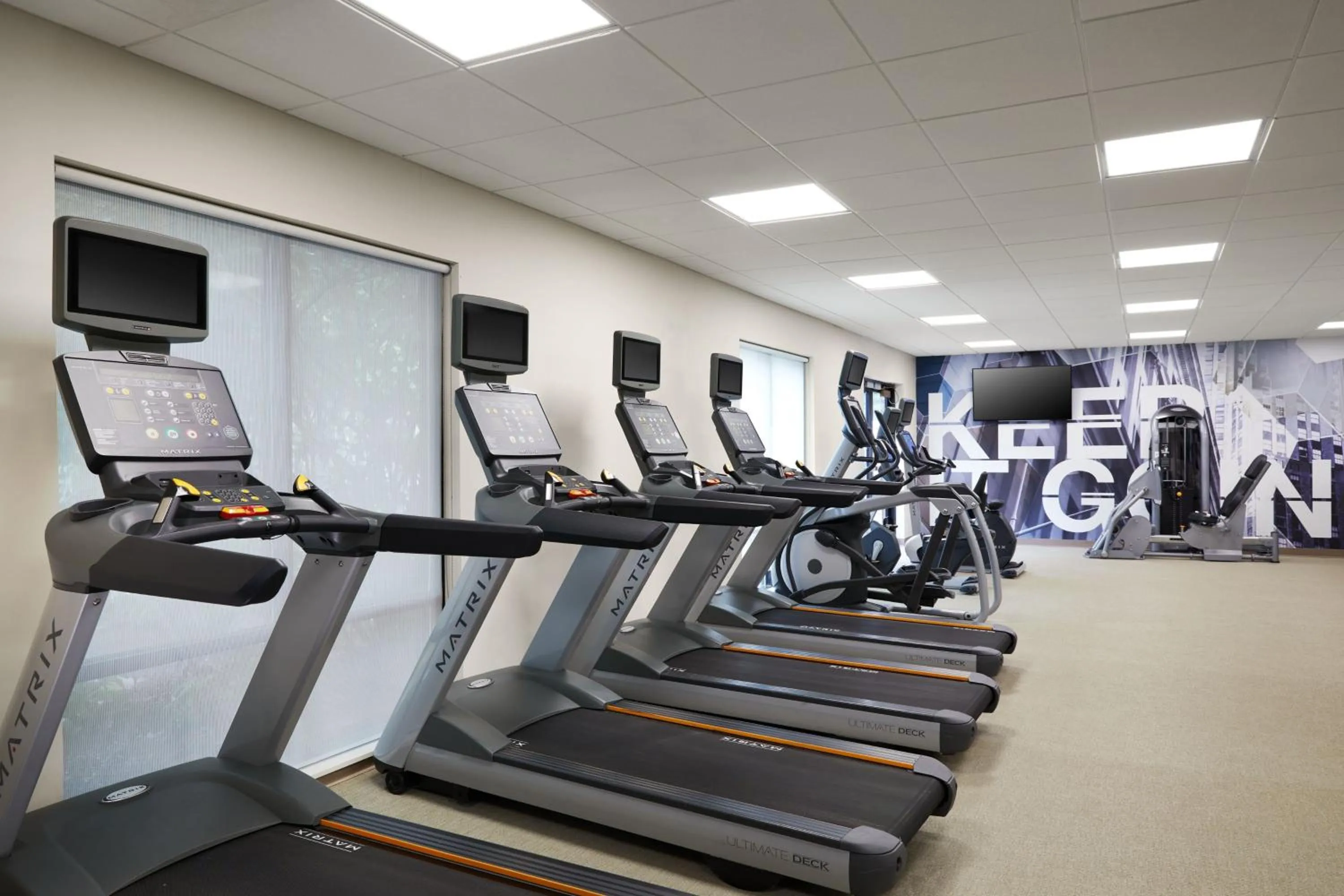 Fitness centre/facilities in SpringHill Suites St. Louis Airport/Earth City