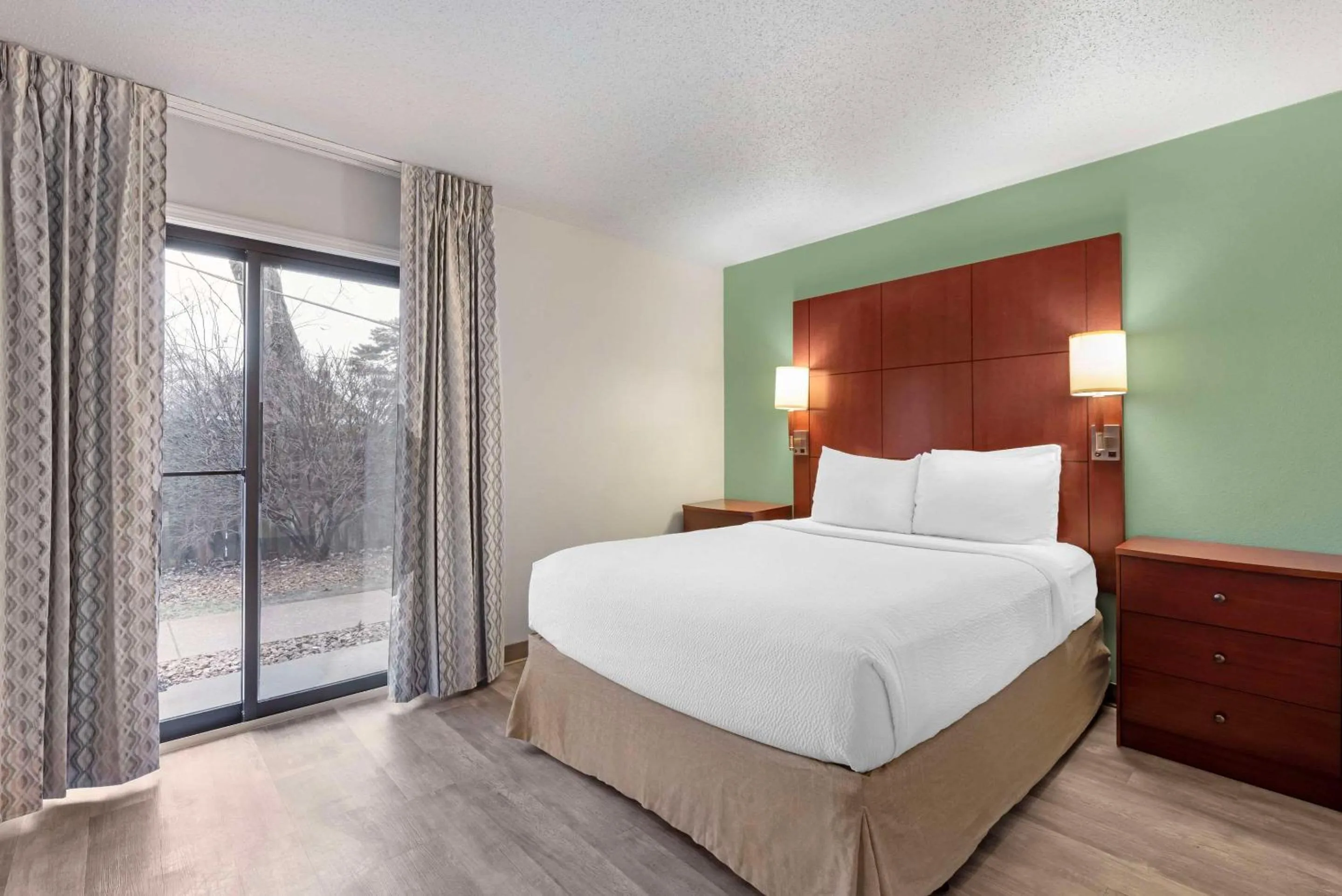 One Bedroom Apartment with Sofa Bed - Non Smoking in Residence Inn St. Louis Galleria