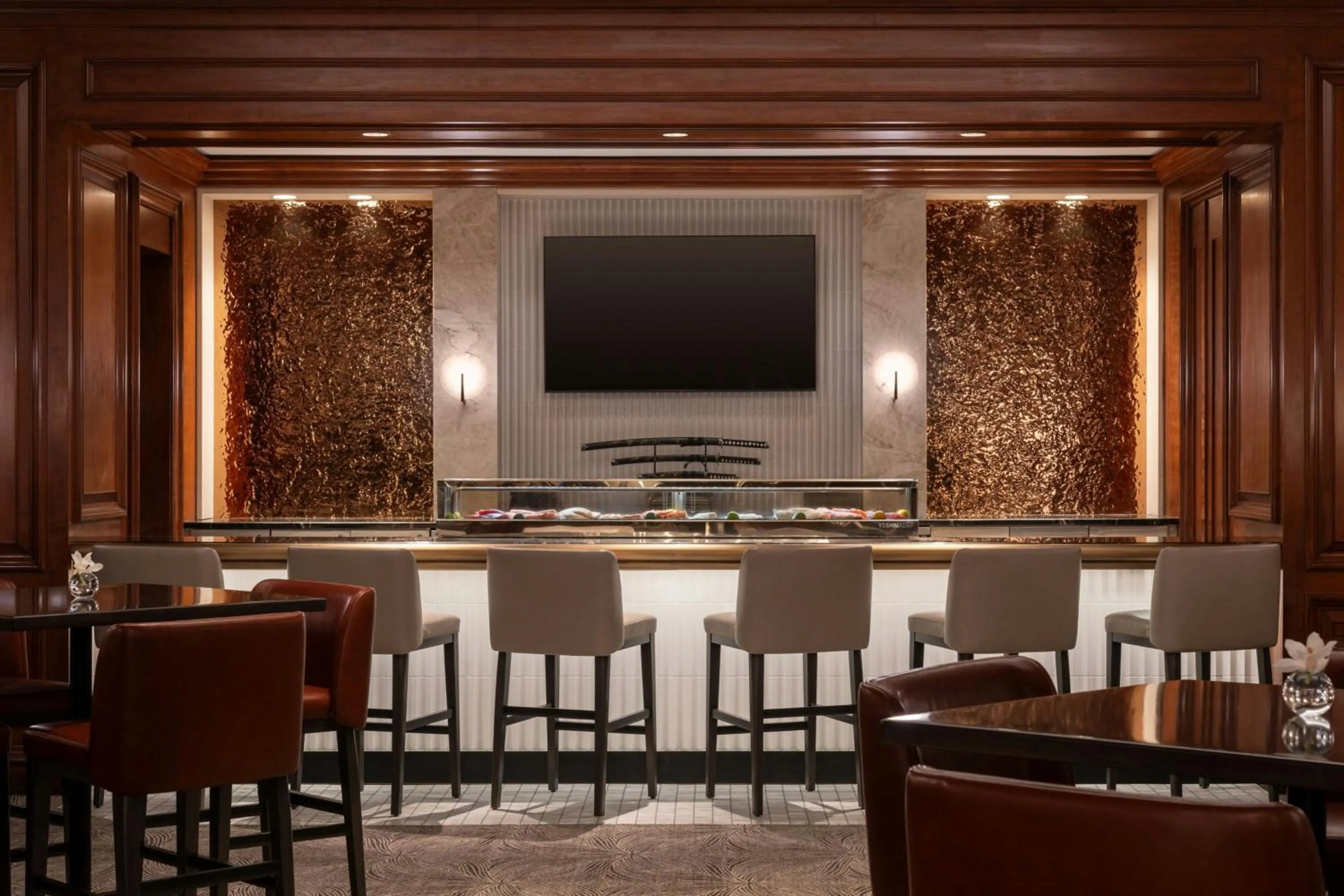 Lounge or bar in The Ritz-Carlton, St. Louis