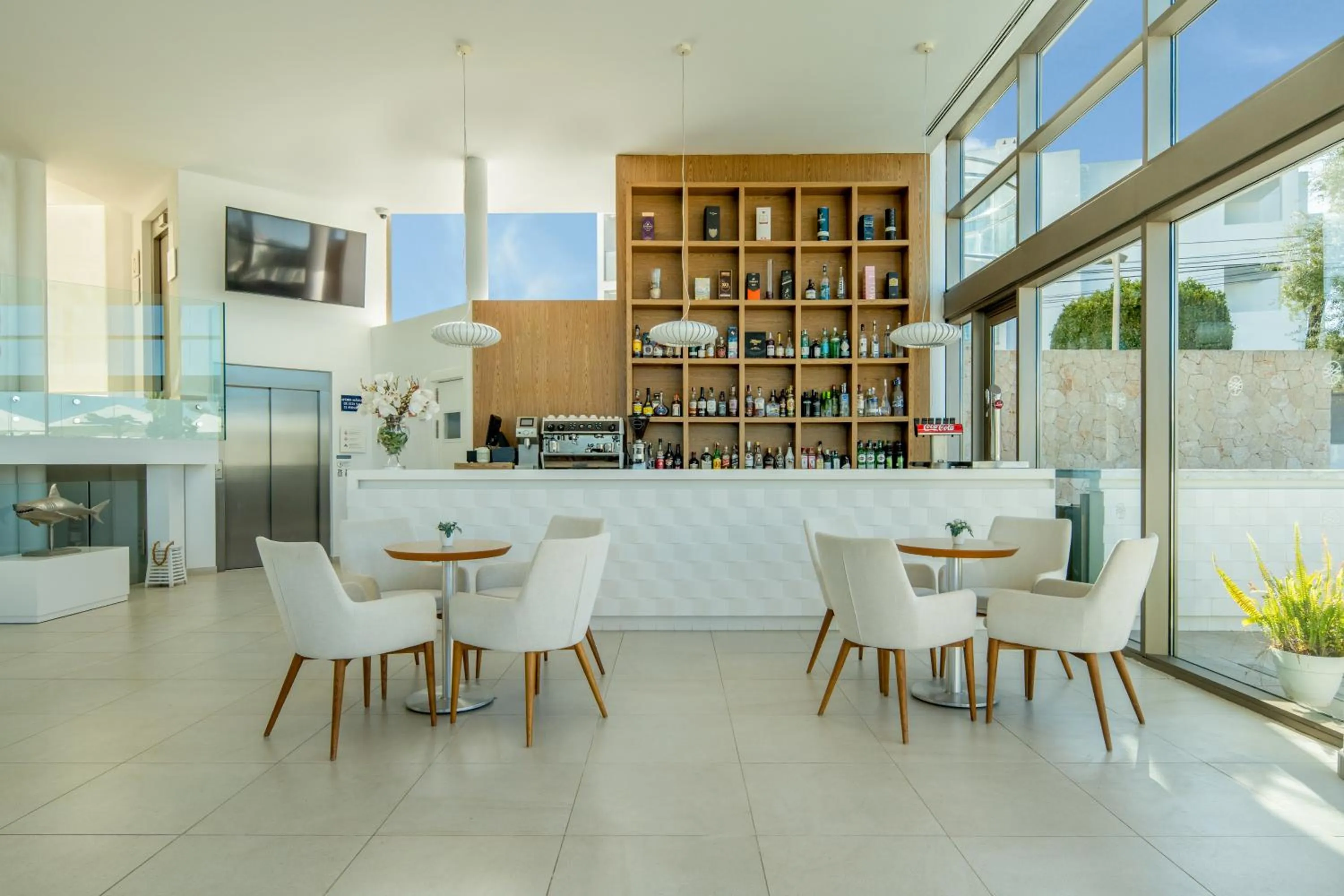 Lounge or bar in Monsuau Cala D'Or Hotel 4 Sup - Adults Only