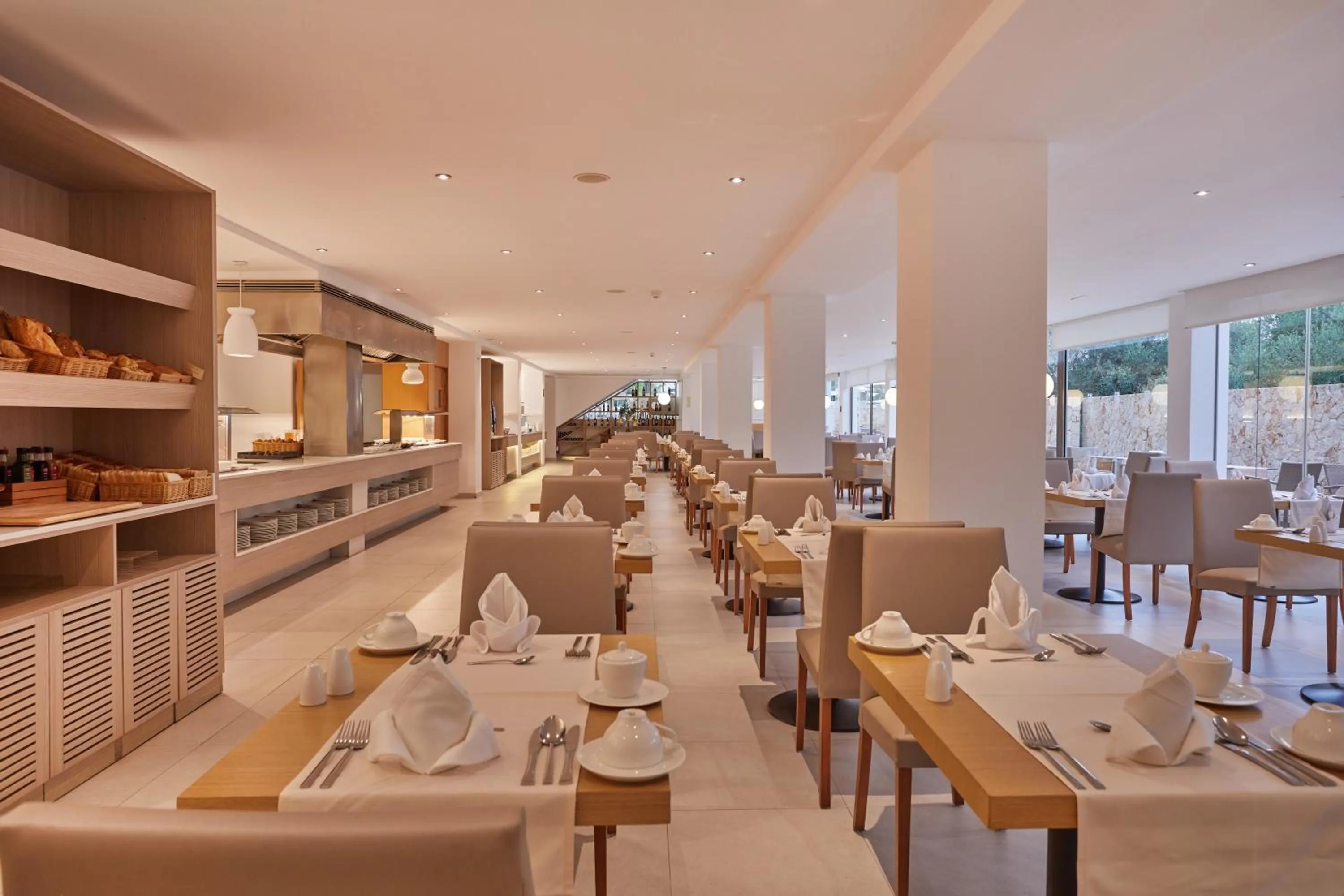 Restaurant/places to eat in Monsuau Cala D'Or Hotel 4 Sup - Adults Only