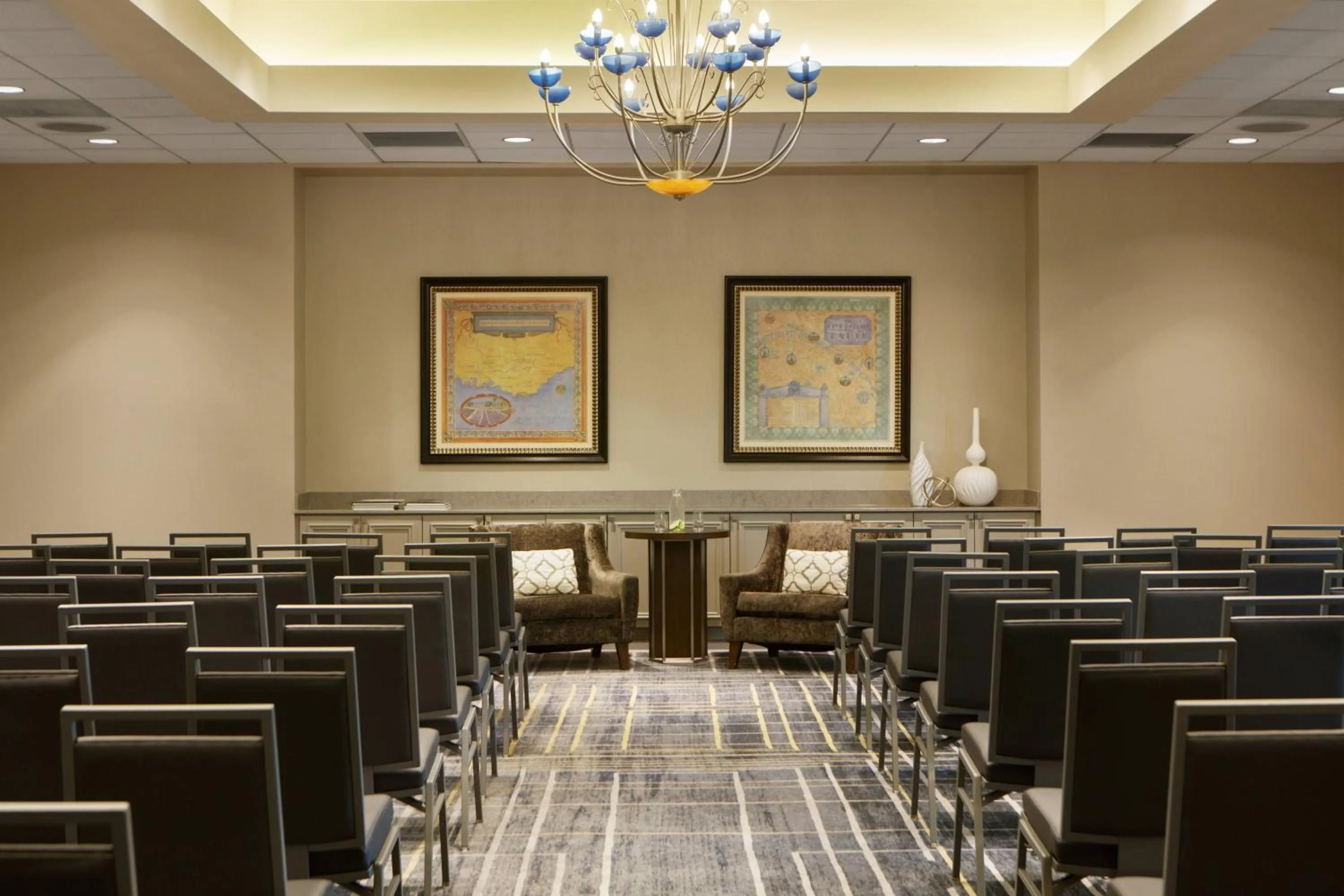 Meeting/conference room in Renaissance Tampa International Plaza Hotel