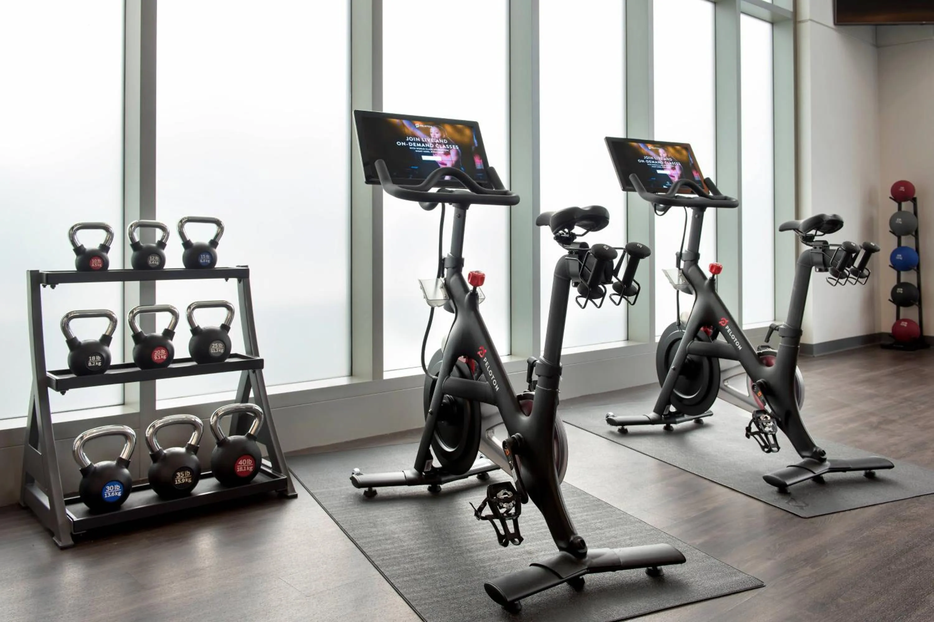 Fitness centre/facilities in Bethesda North Marriott Hotel & Conference Center