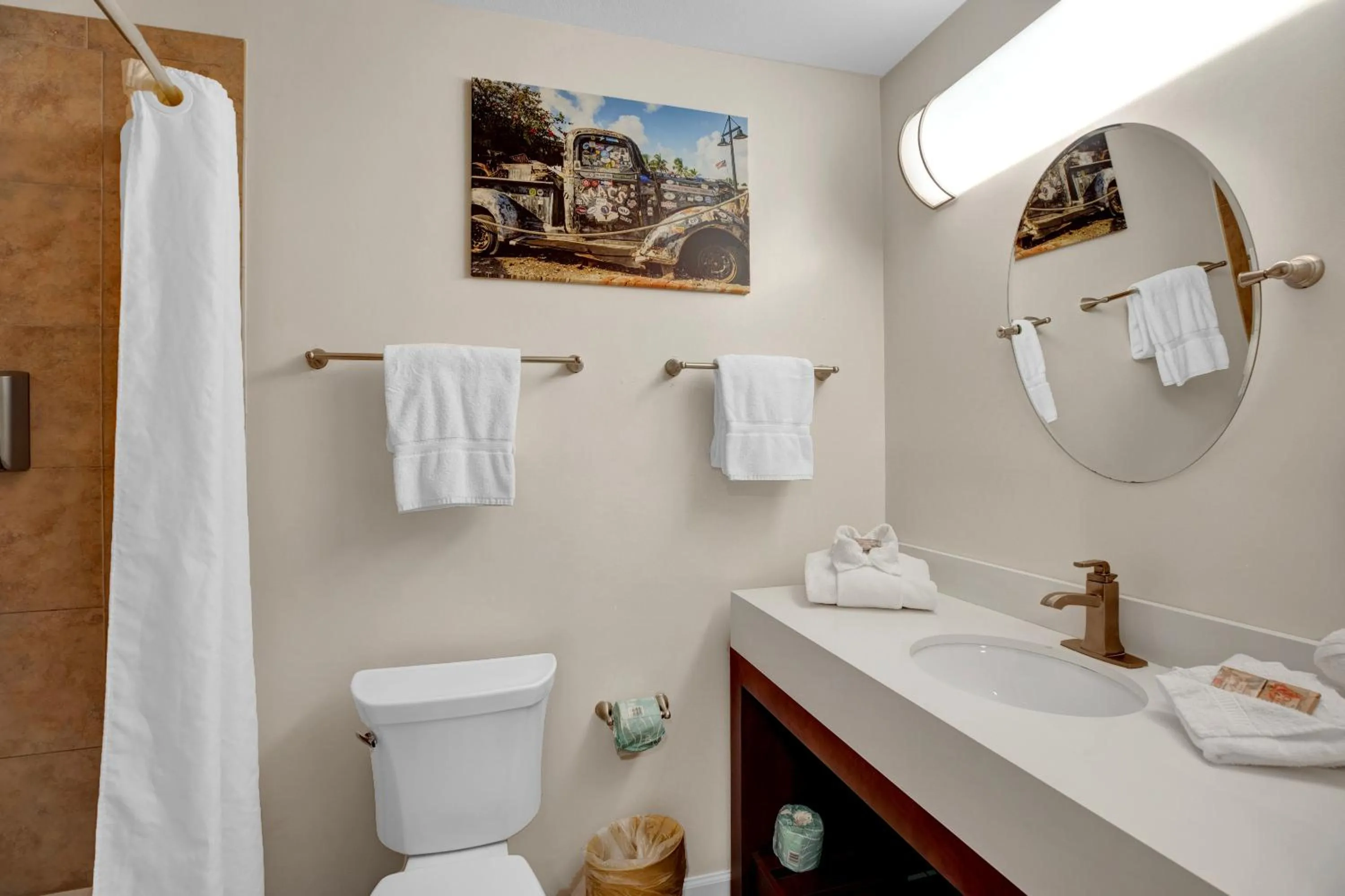 Bathroom in Coconut Mallory Resort and Marina