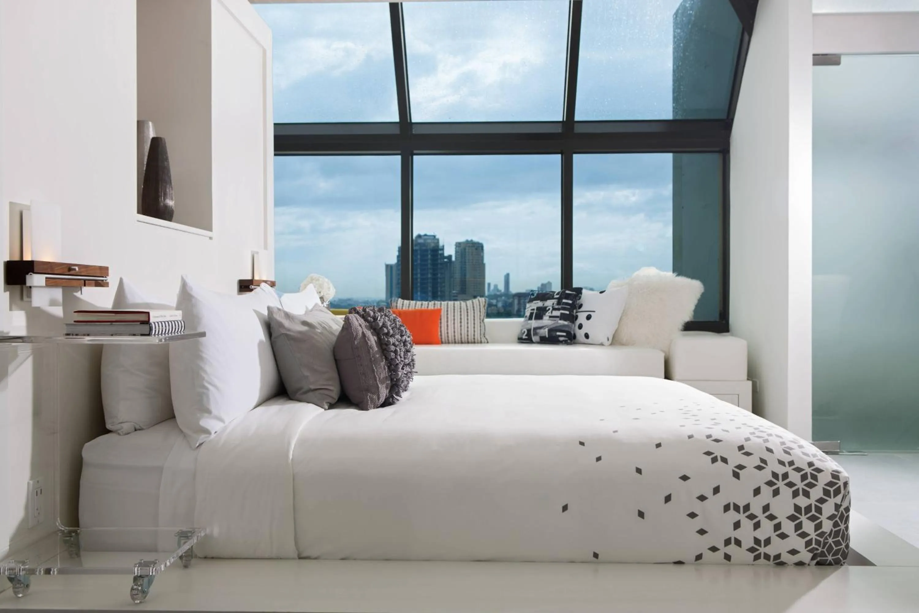 Bedroom, Bed in Renaissance Santo Domingo Jaragua Hotel & Casino