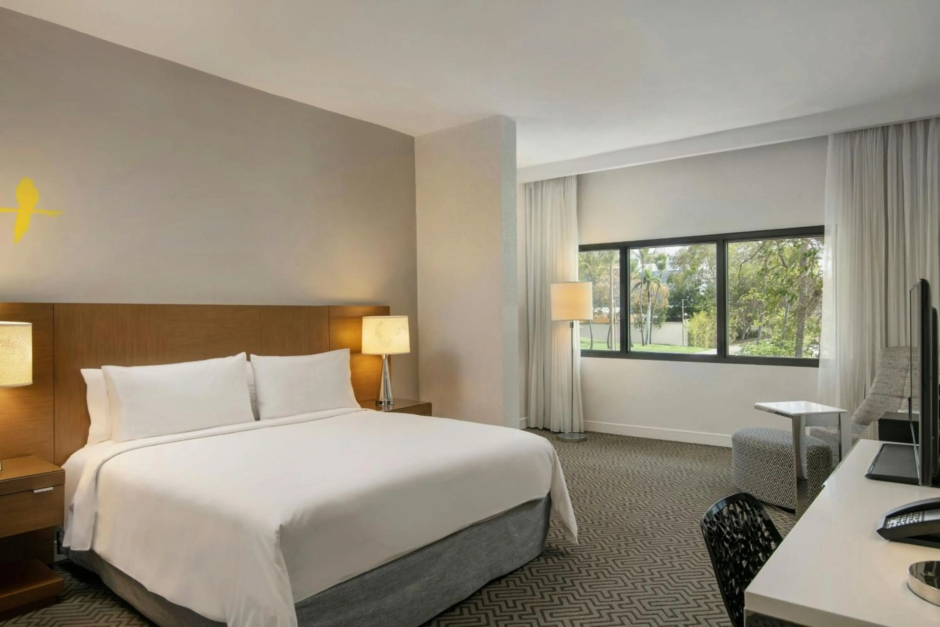 Bedroom, Bed in Renaissance Santo Domingo Jaragua Hotel & Casino