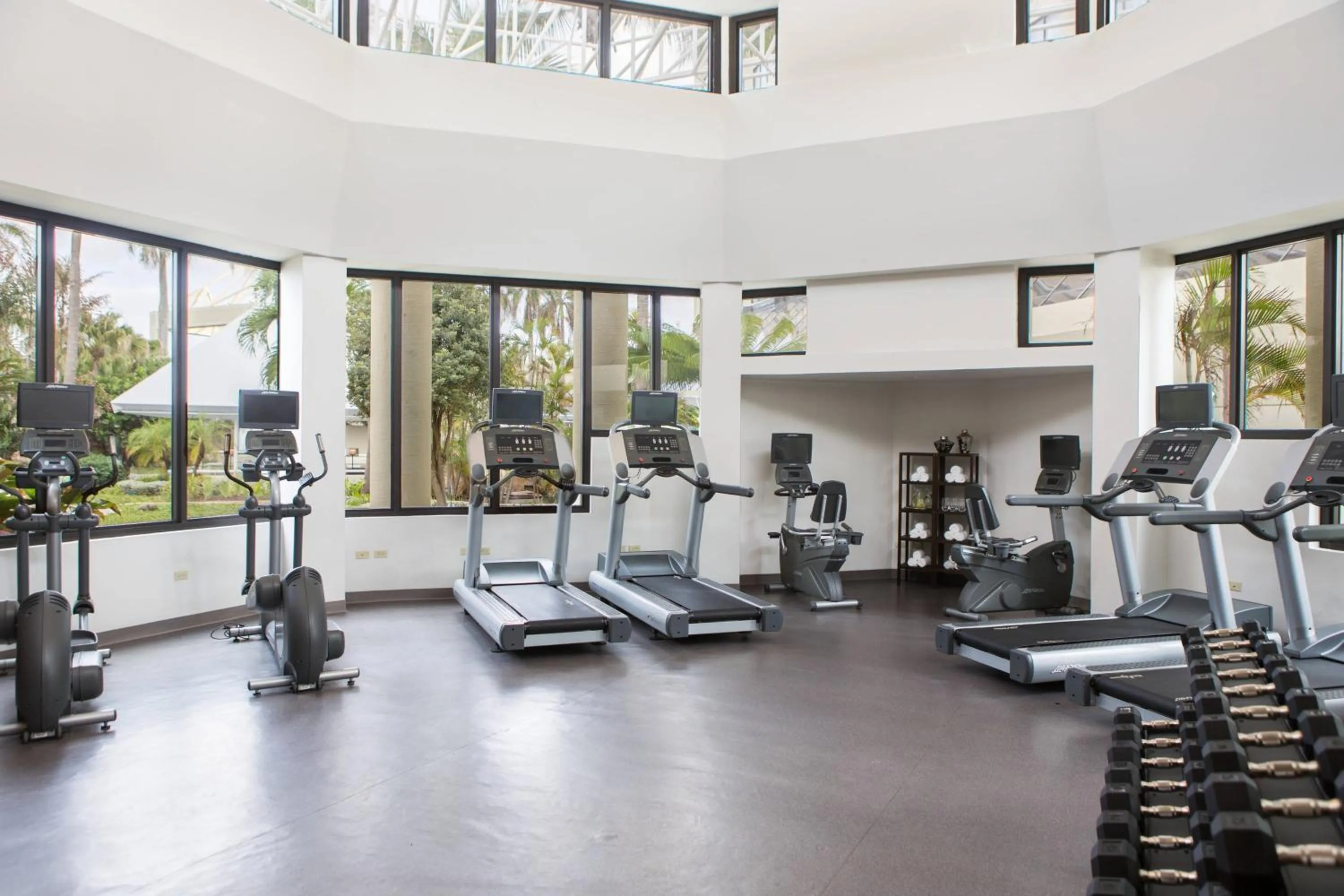 Fitness centre/facilities in Renaissance Santo Domingo Jaragua Hotel & Casino