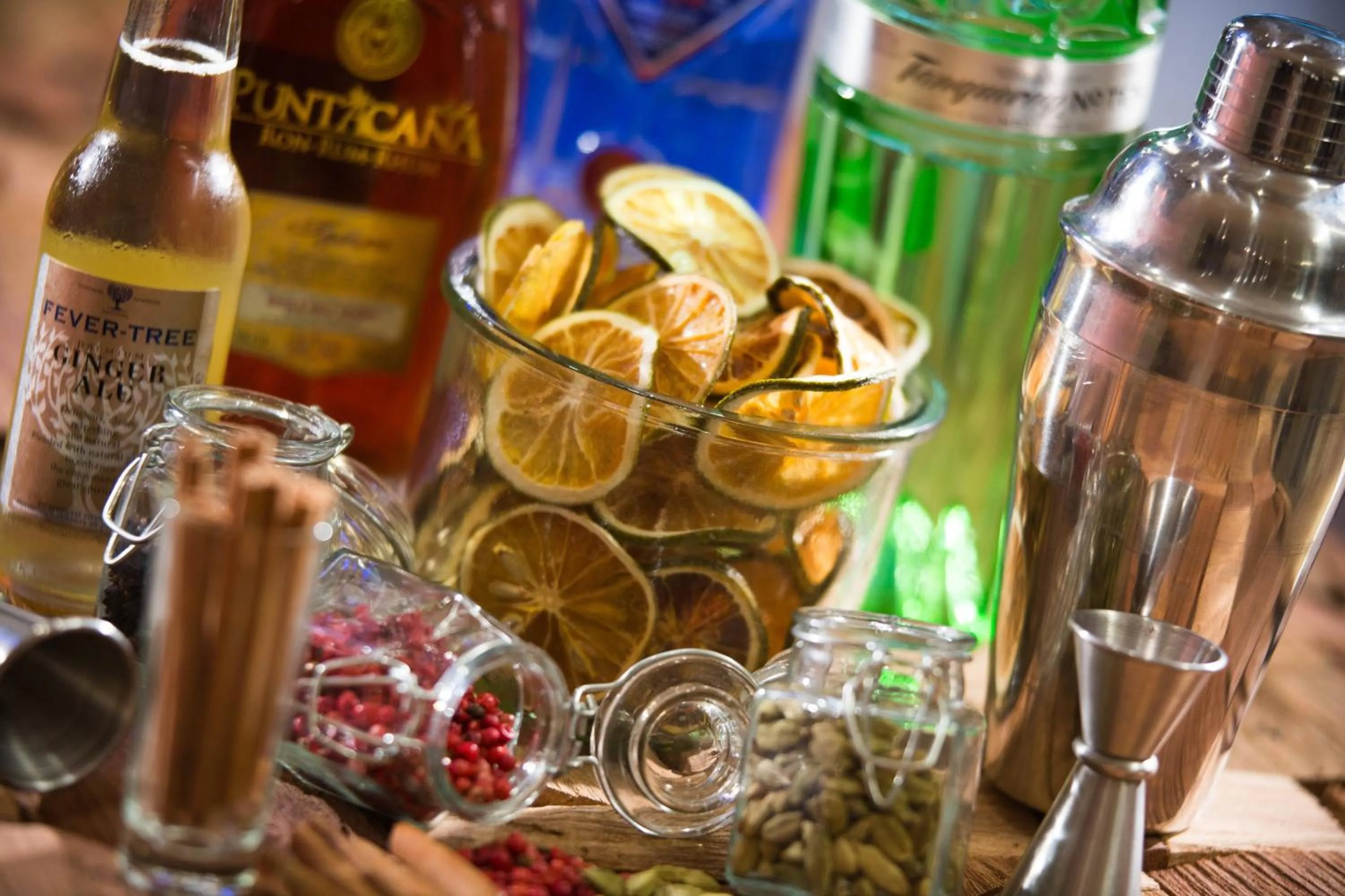 Lounge or bar in Renaissance Santo Domingo Jaragua Hotel & Casino