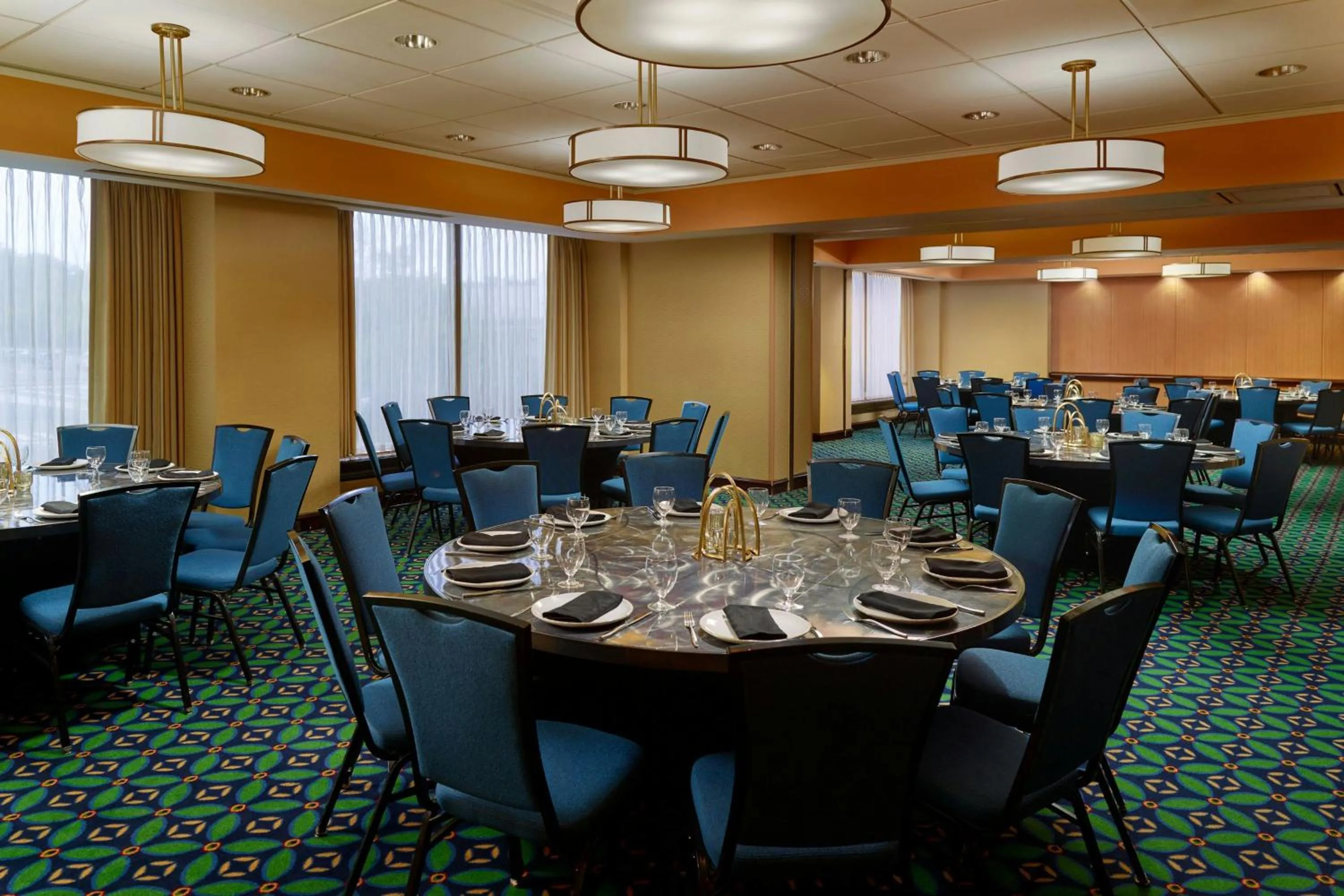 Meeting/conference room in Courtyard Arlington Crystal City/Reagan National Airport