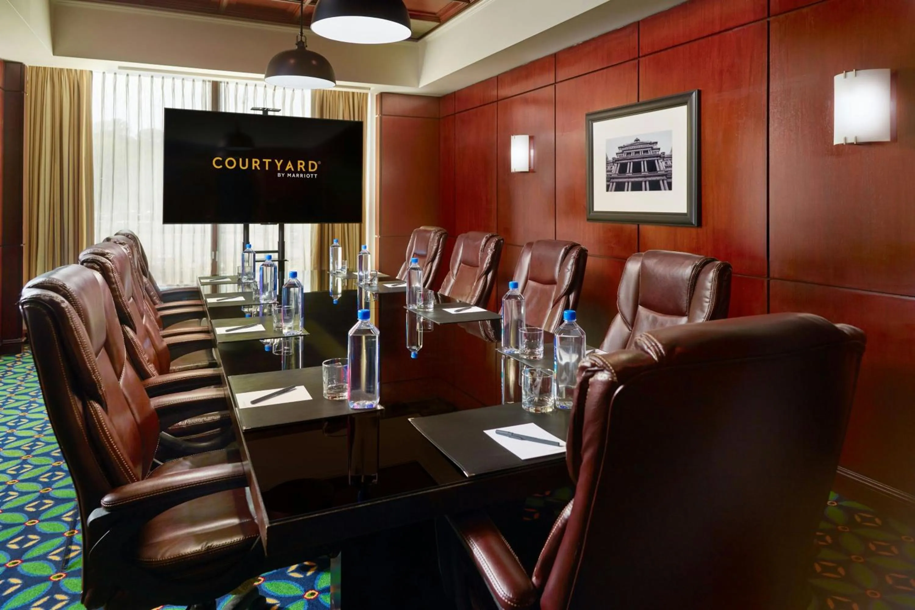 Meeting/conference room in Courtyard Arlington Crystal City/Reagan National Airport