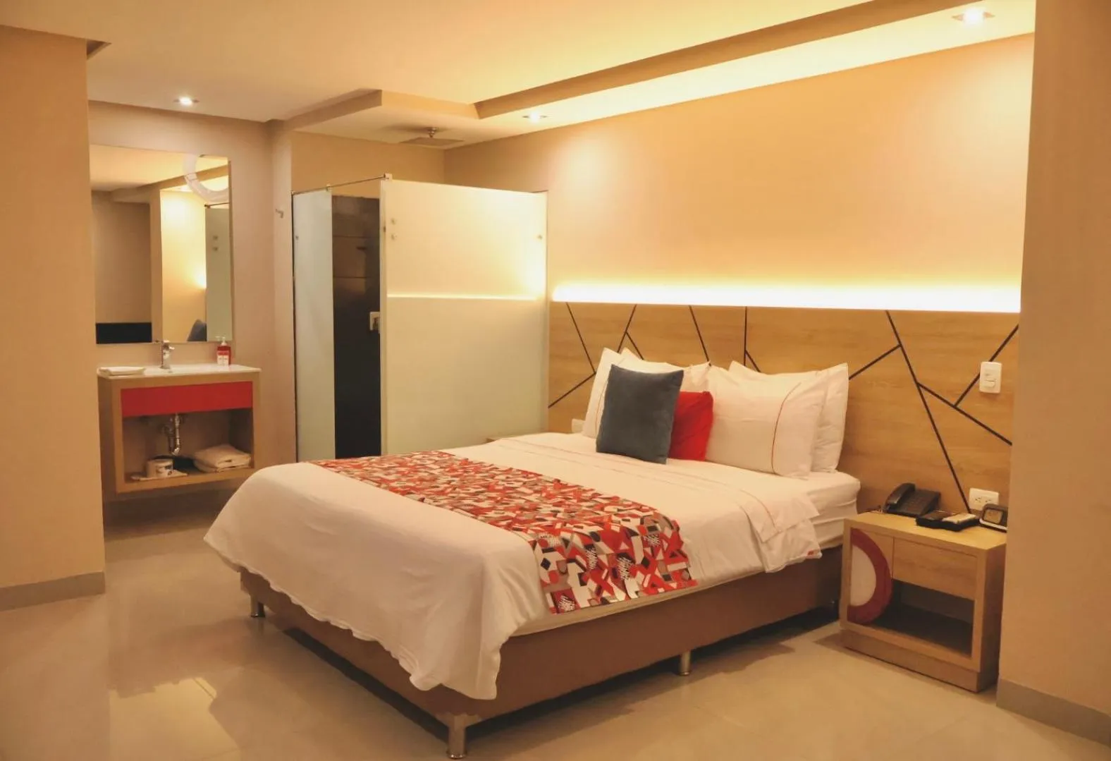 Property building, Bed in Obo Hotel