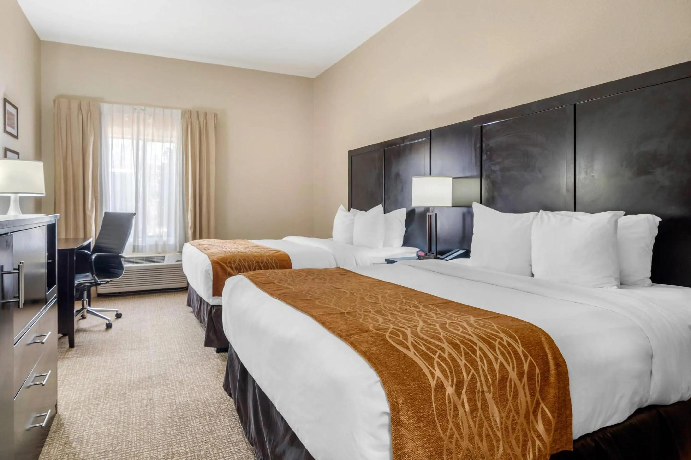 Bedroom, Bed in Comfort Inn & Suites Atlanta-Smyrna