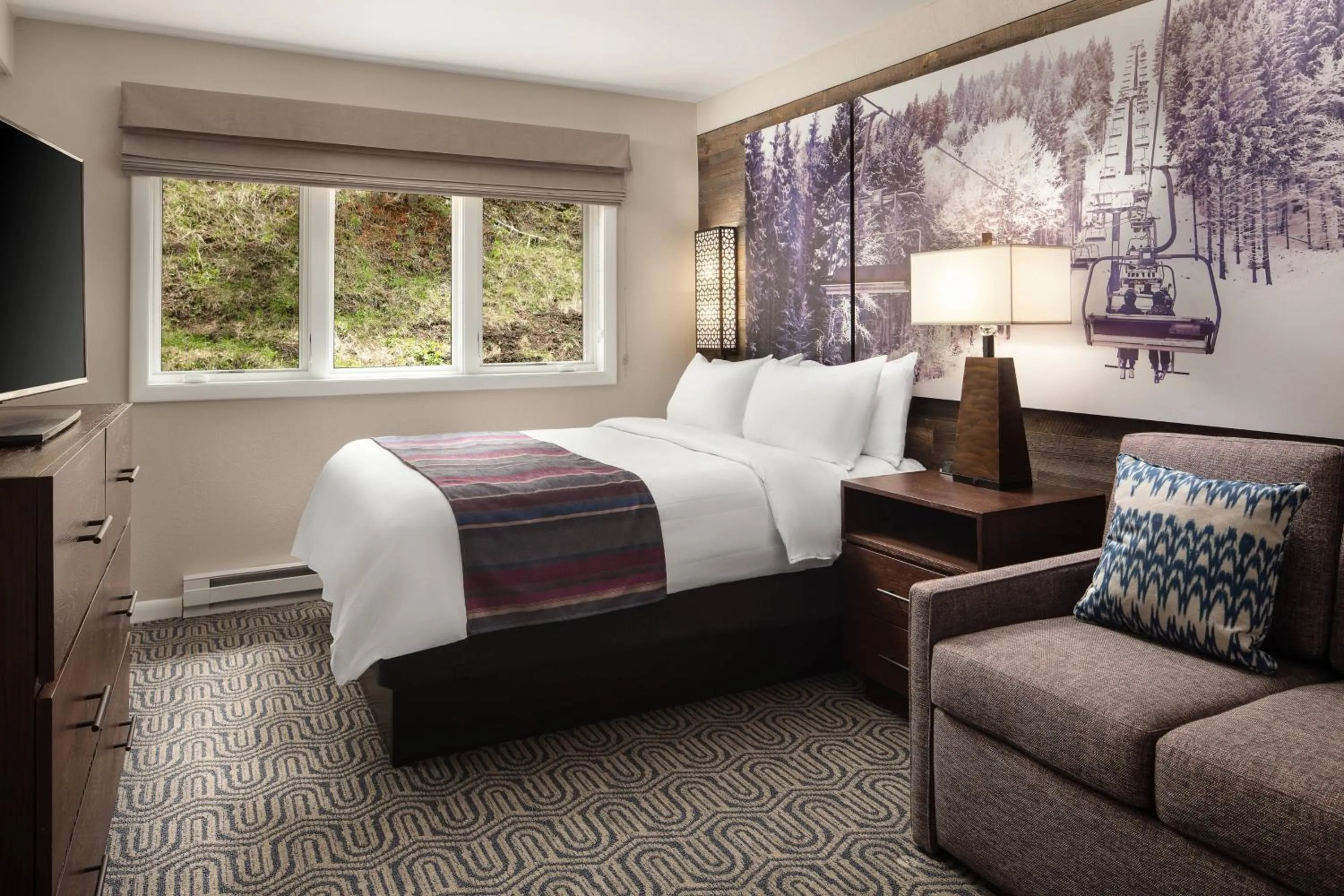 Bedroom, Bed in Marriott's StreamSide Birch at Vail