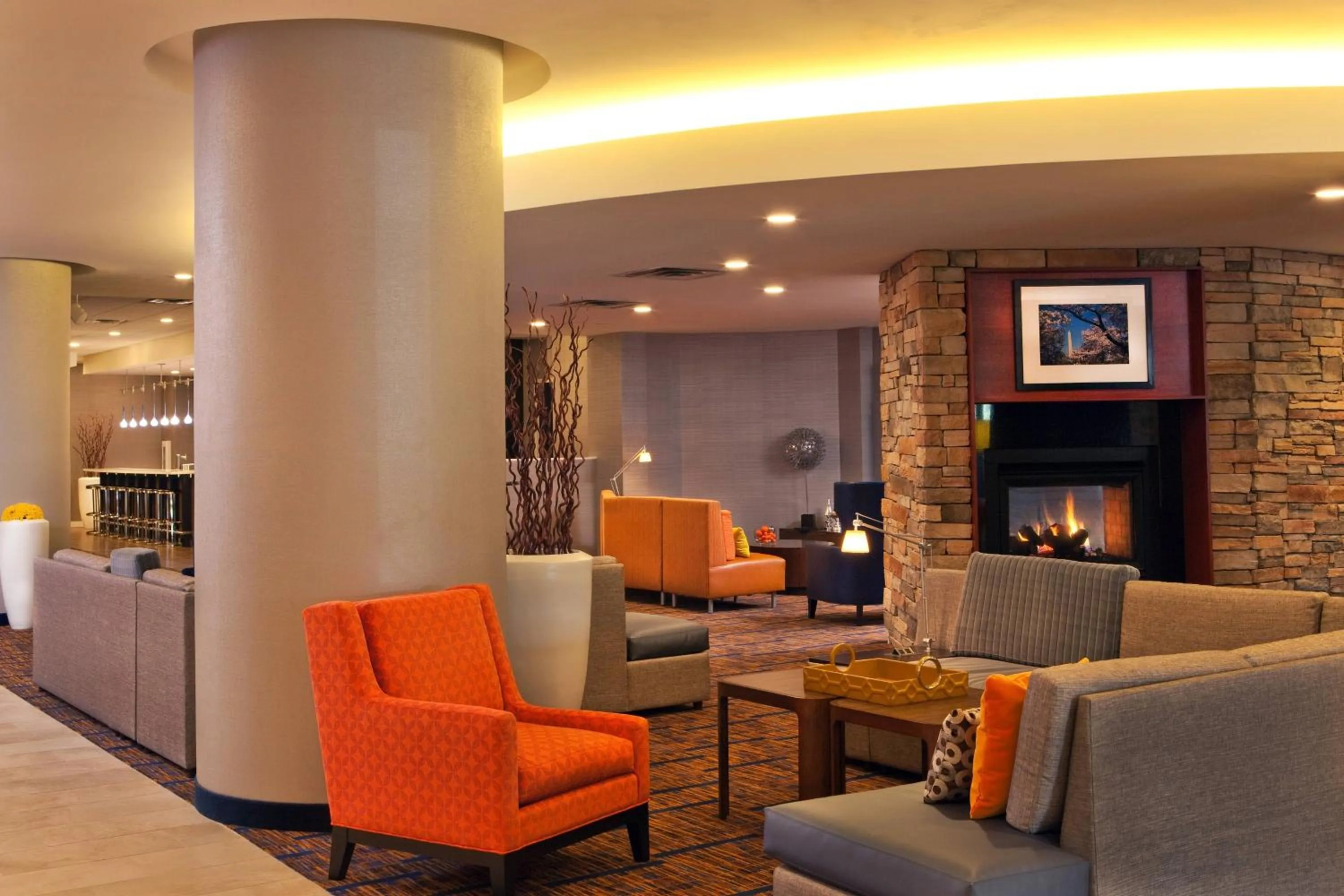 Lobby or reception in Courtyard by Marriott Alexandria Pentagon South