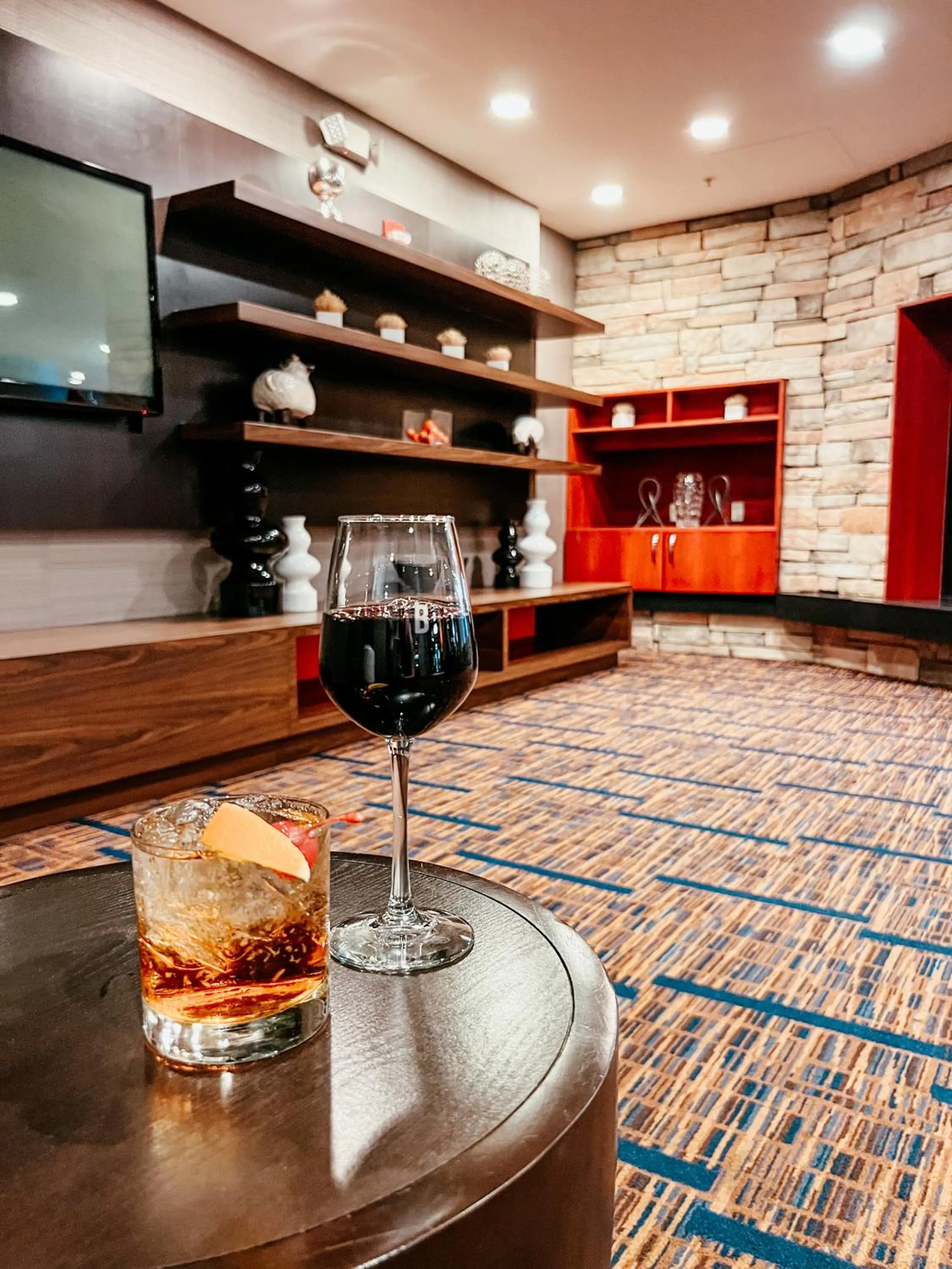 Lounge or bar in Courtyard by Marriott Alexandria Pentagon South