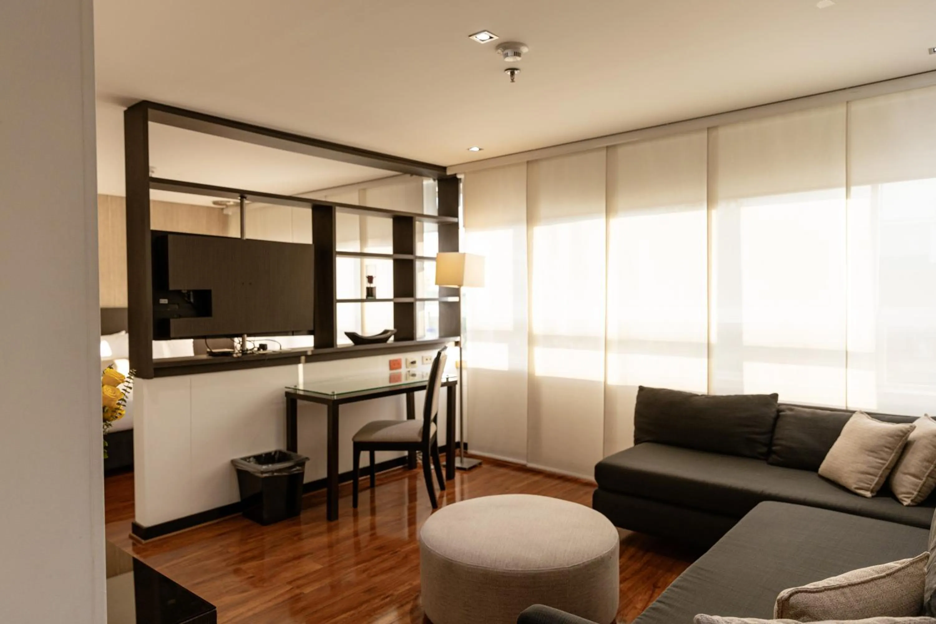 TV and multimedia in One Sixteen Hotel