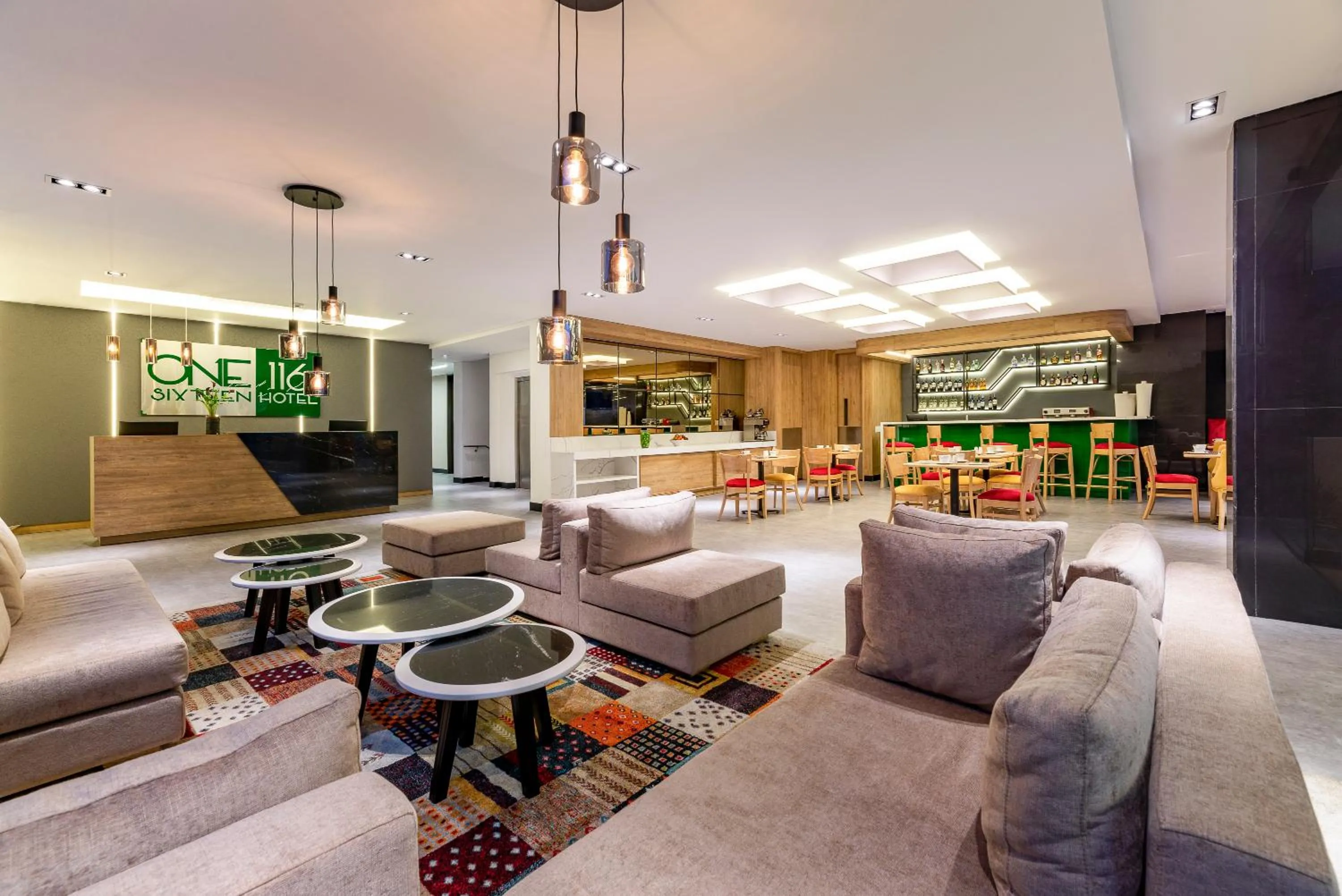 Living room in One Sixteen Hotel