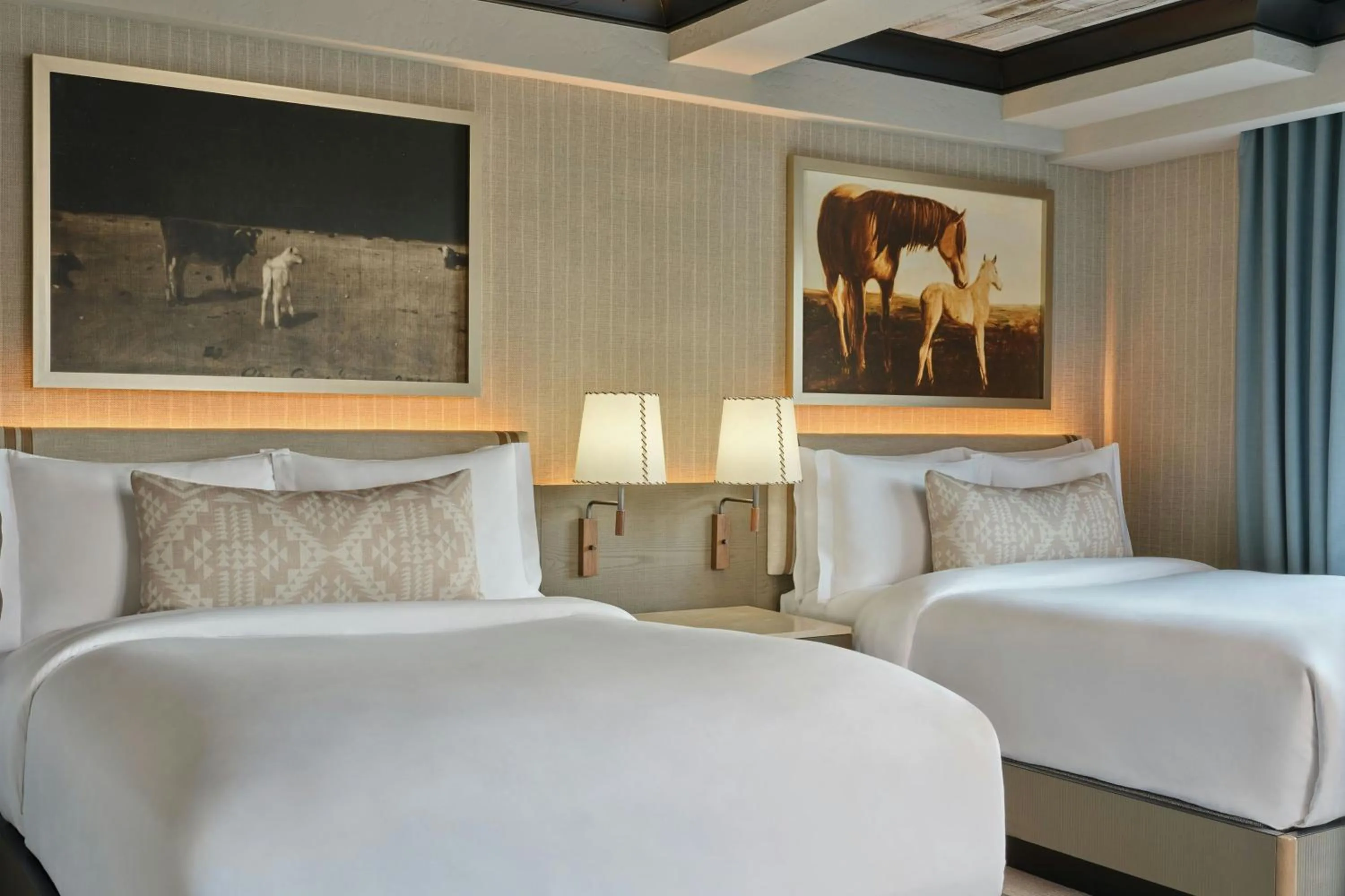 Photo of the whole room, Bed in The Ritz-Carlton, Bachelor Gulch