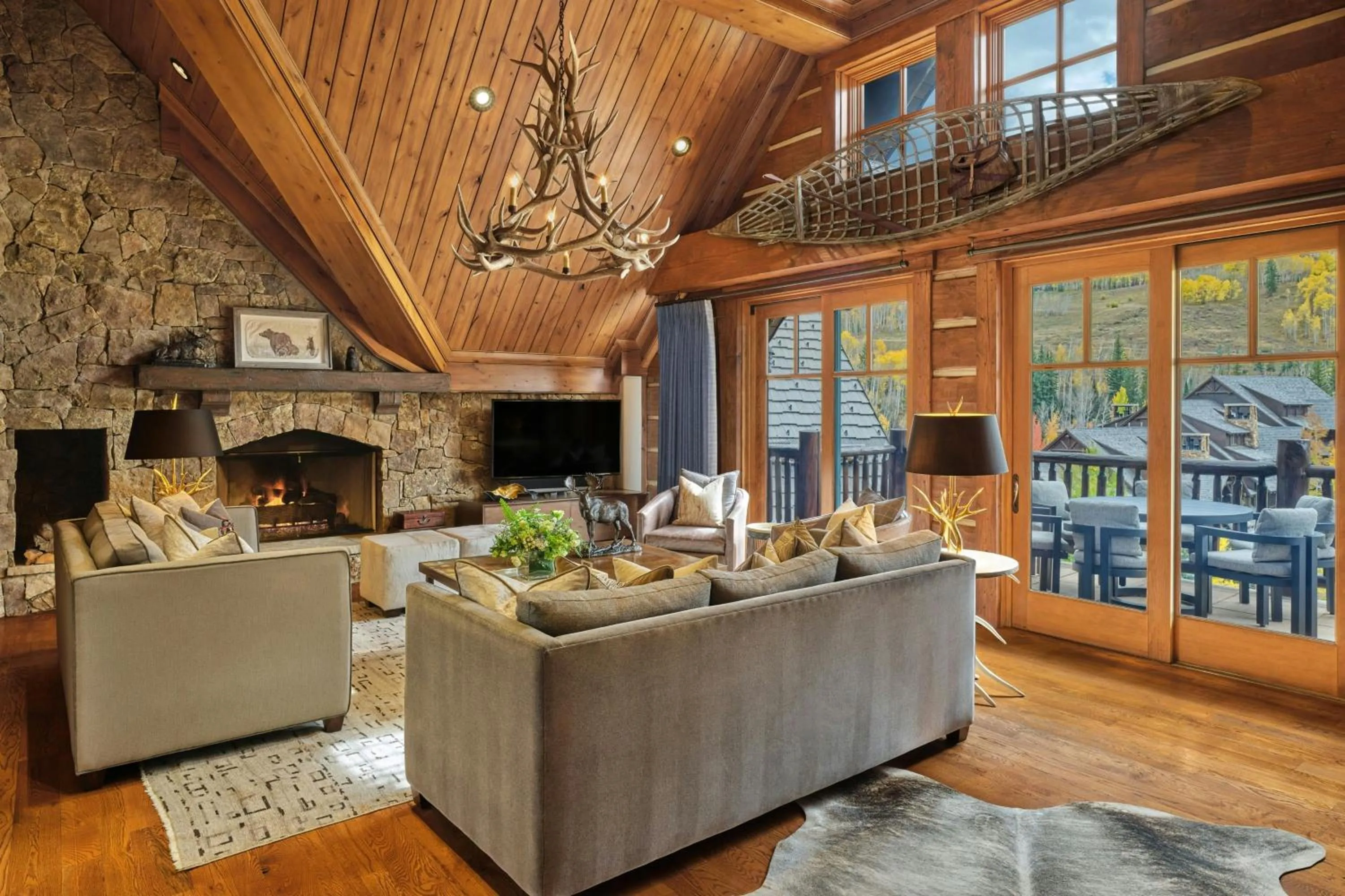 Living room in The Ritz-Carlton, Bachelor Gulch