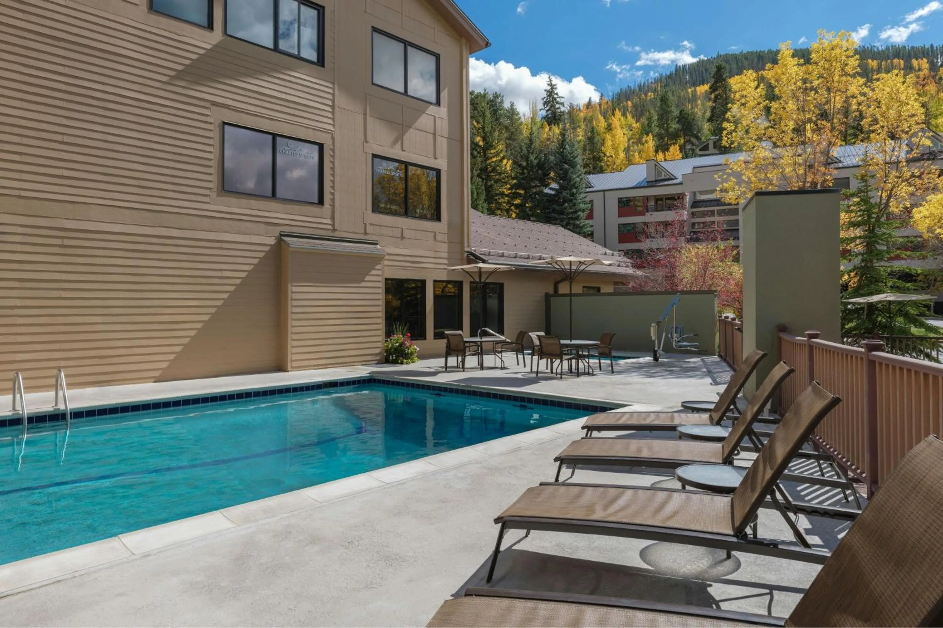Swimming pool in Marriott's StreamSide Evergreen at Vail