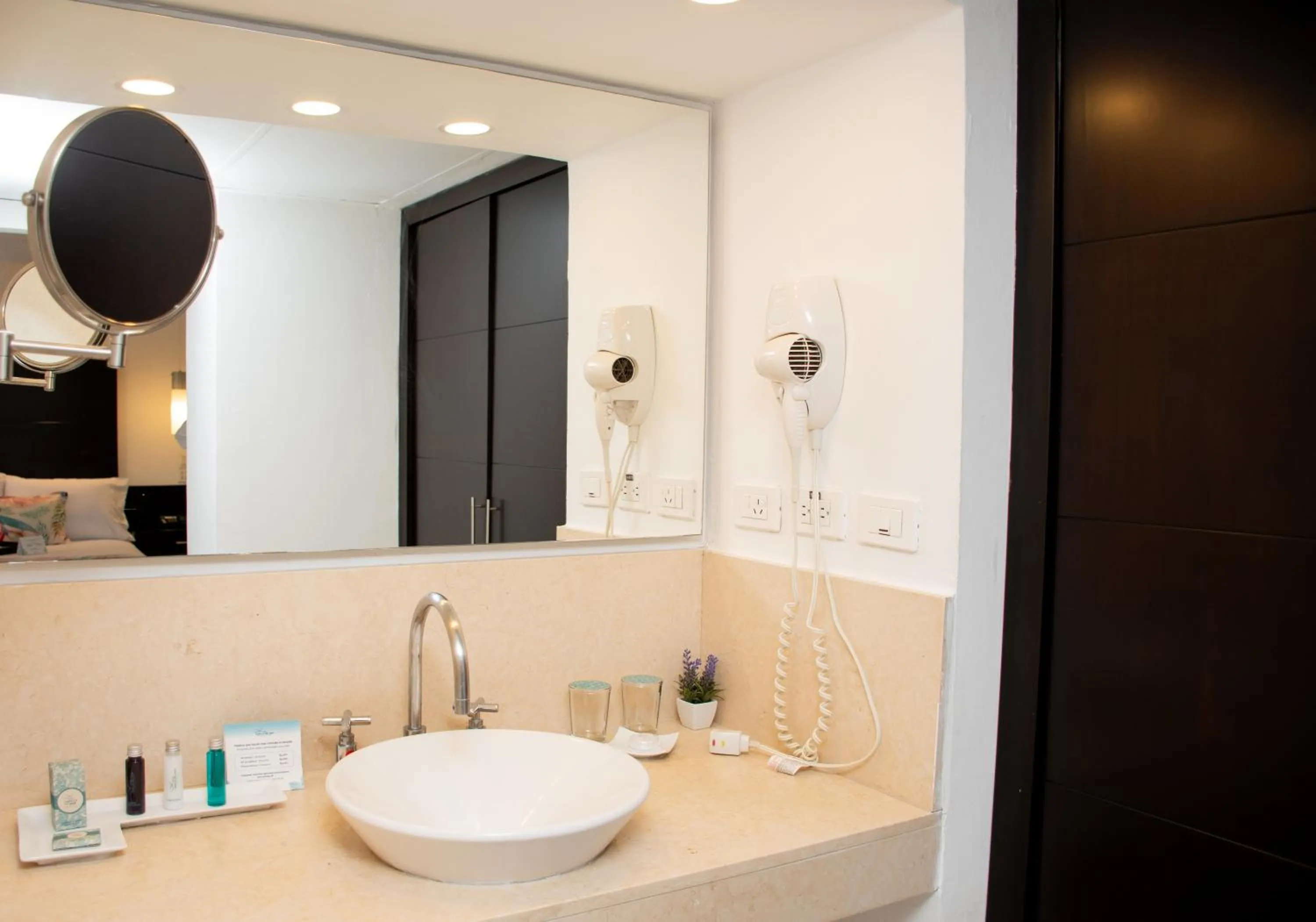 Bathroom in Hotel Capilla del Mar